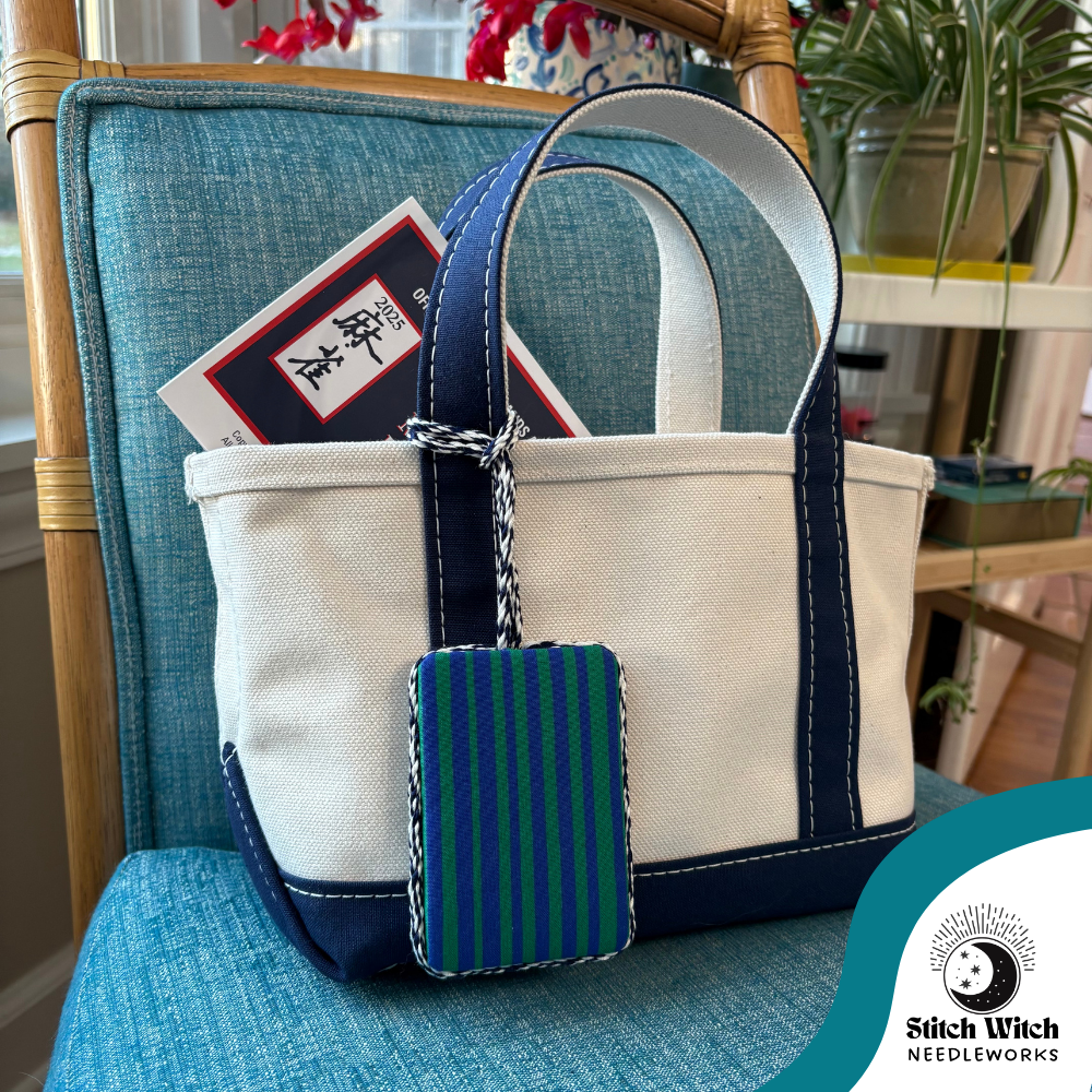 Bag charm, 2 color marled cording