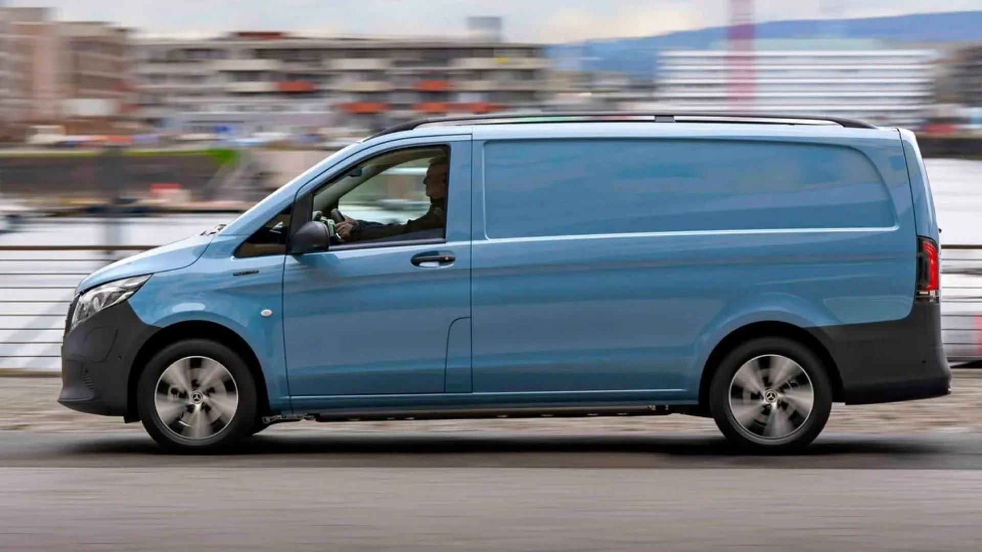 mercedes elektrikli e vito 2026 (9).jpg