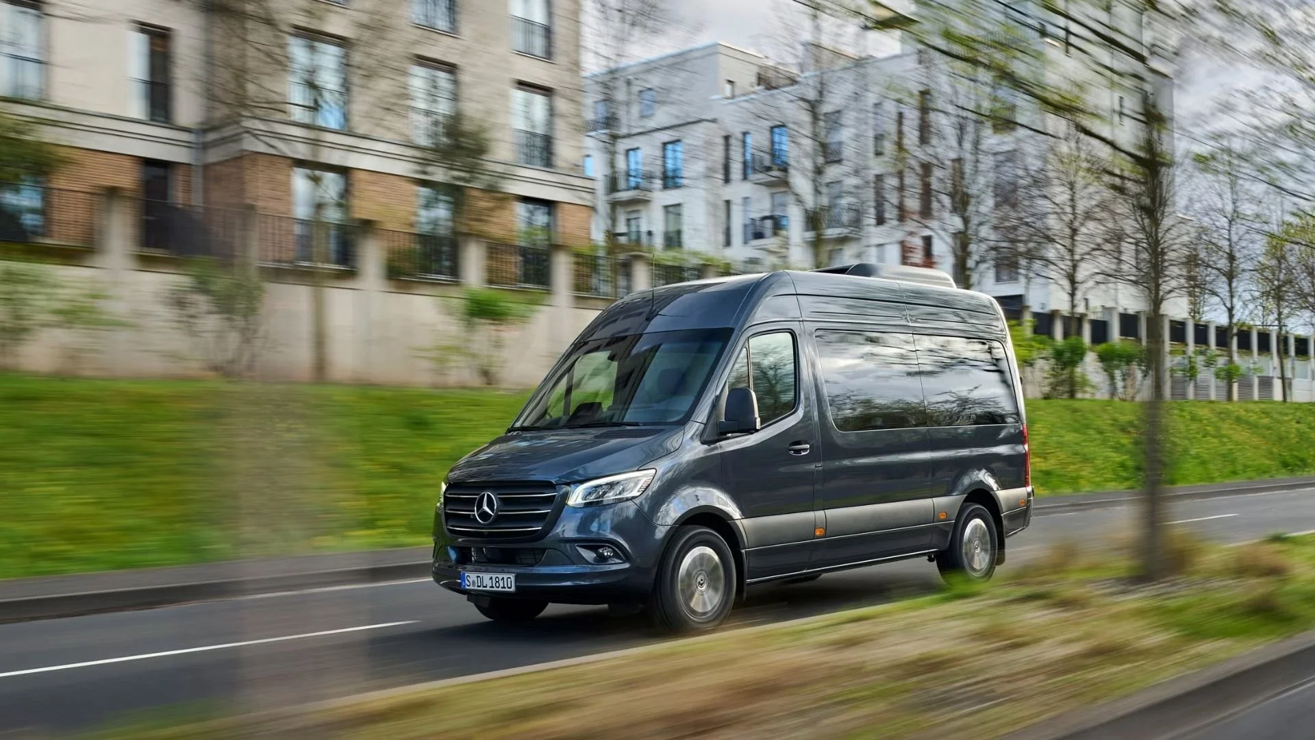 mercedes sprinter panelvan 2026 (10).jpg