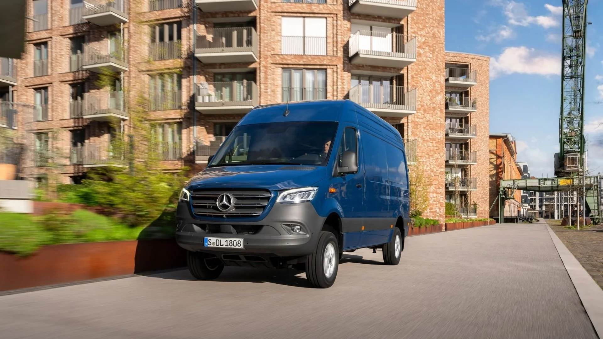 mercedes sprinter panelvan 2026 (16).jpg