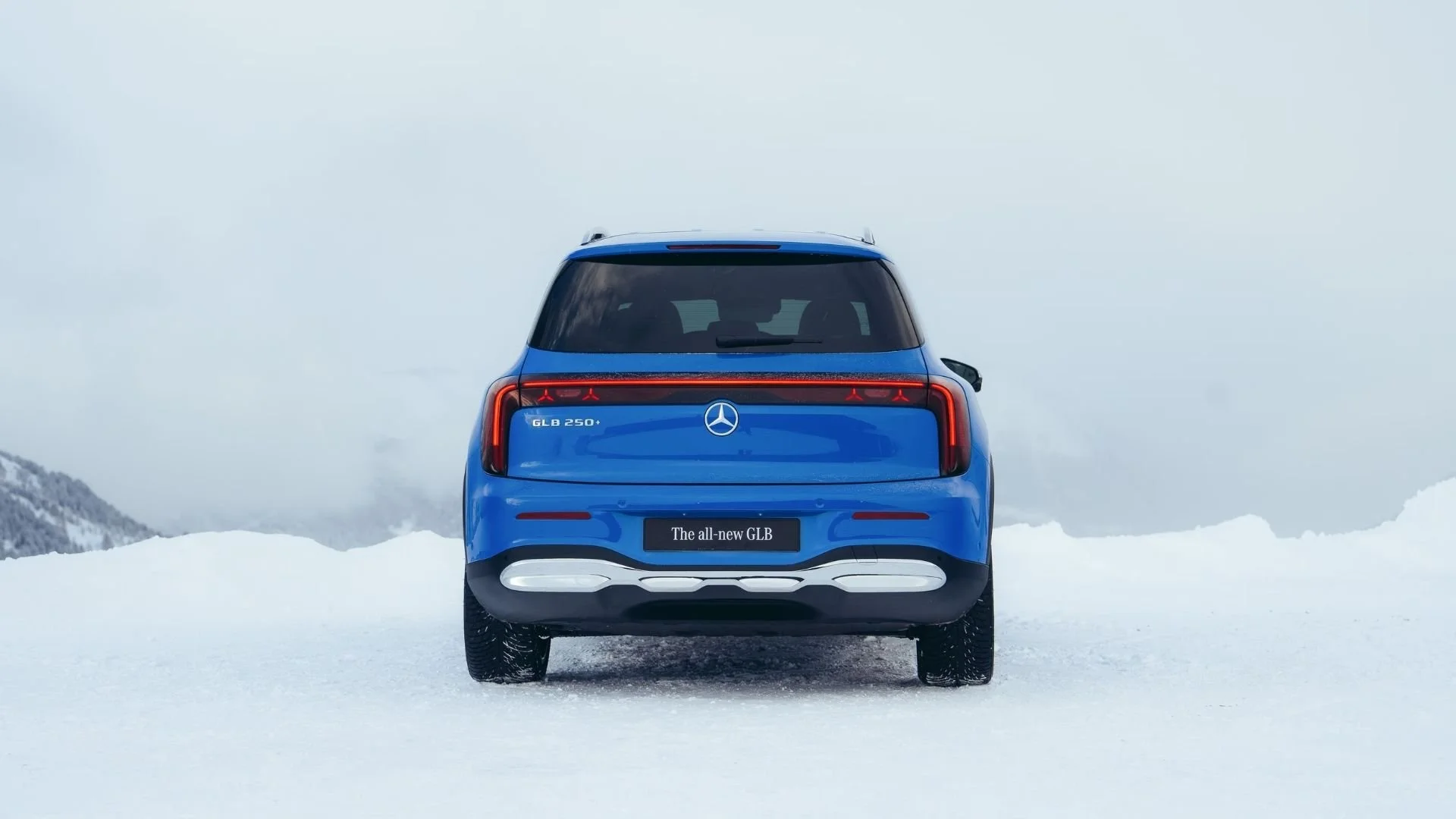 mercedes glb 2027 (5).jpg