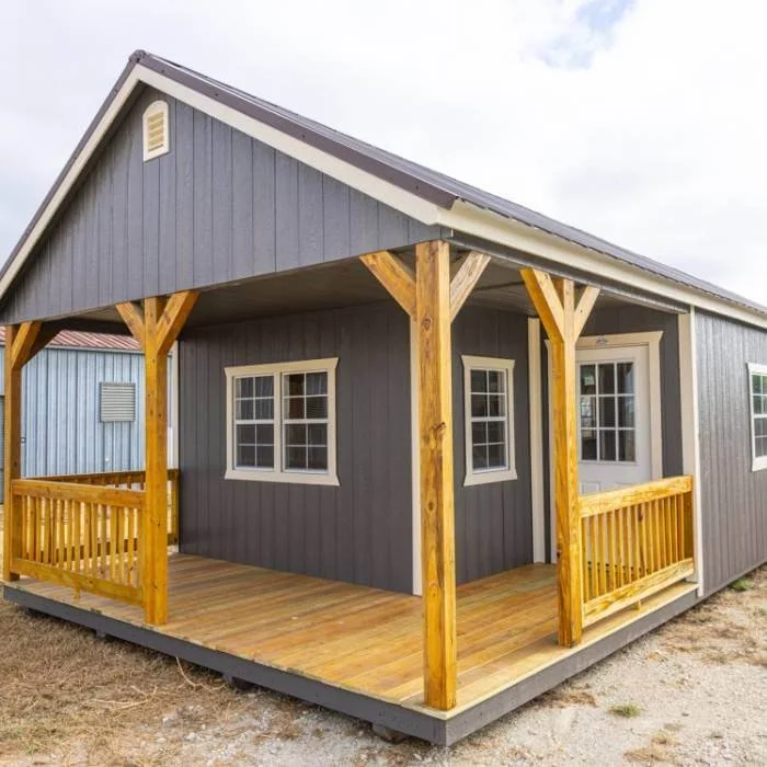 DELUXE CABIN