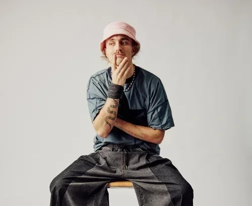 Martin Luke Brown Talks Solo Tour &amp; ‘Not Being Scared To Be Shit’