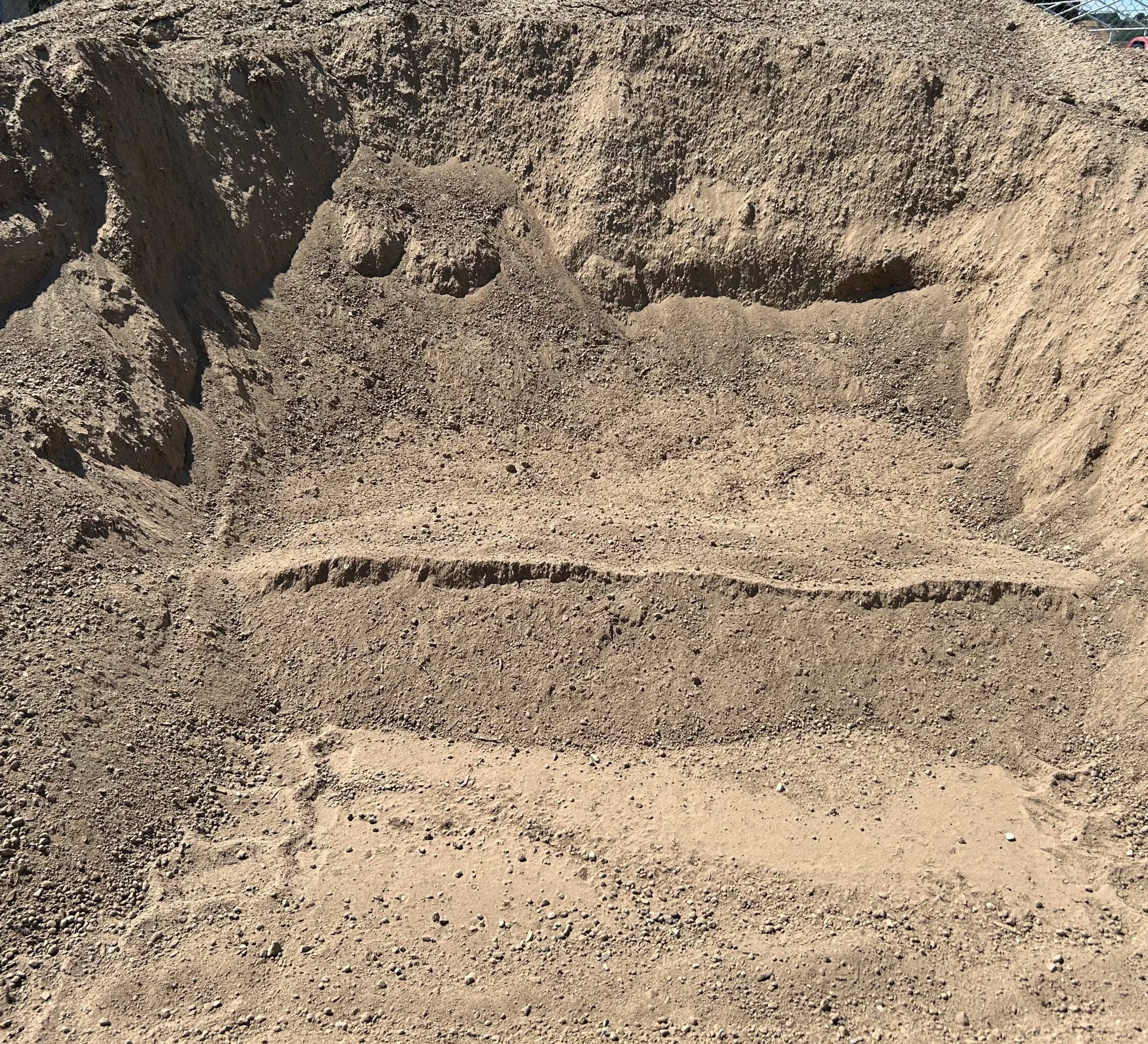 Premium Screened Top soil
