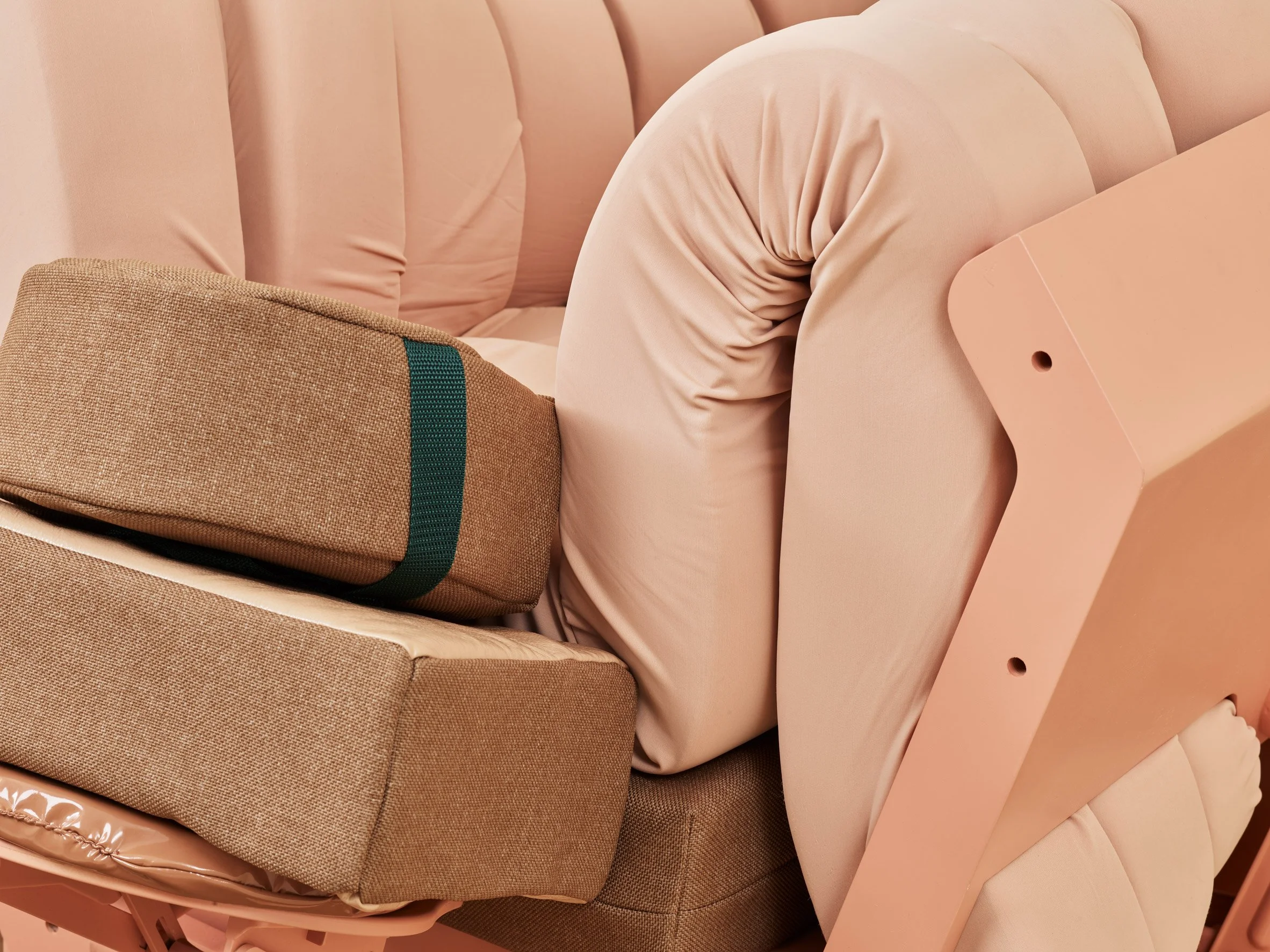 lucy-mcrae-compression-carpet-hug-machine_dezeen_2364_col_5.jpg