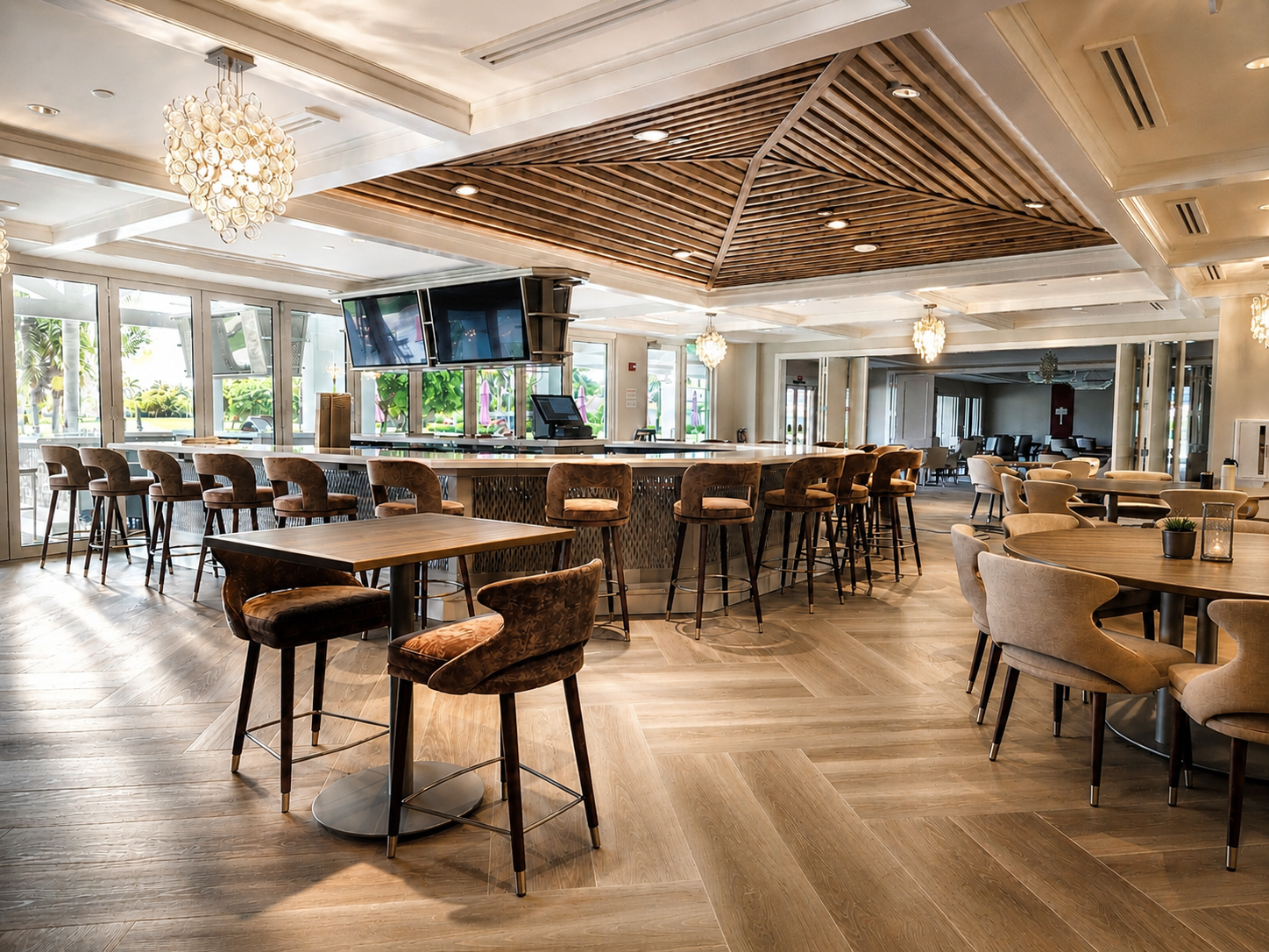 15,253 SF Clubhouse →