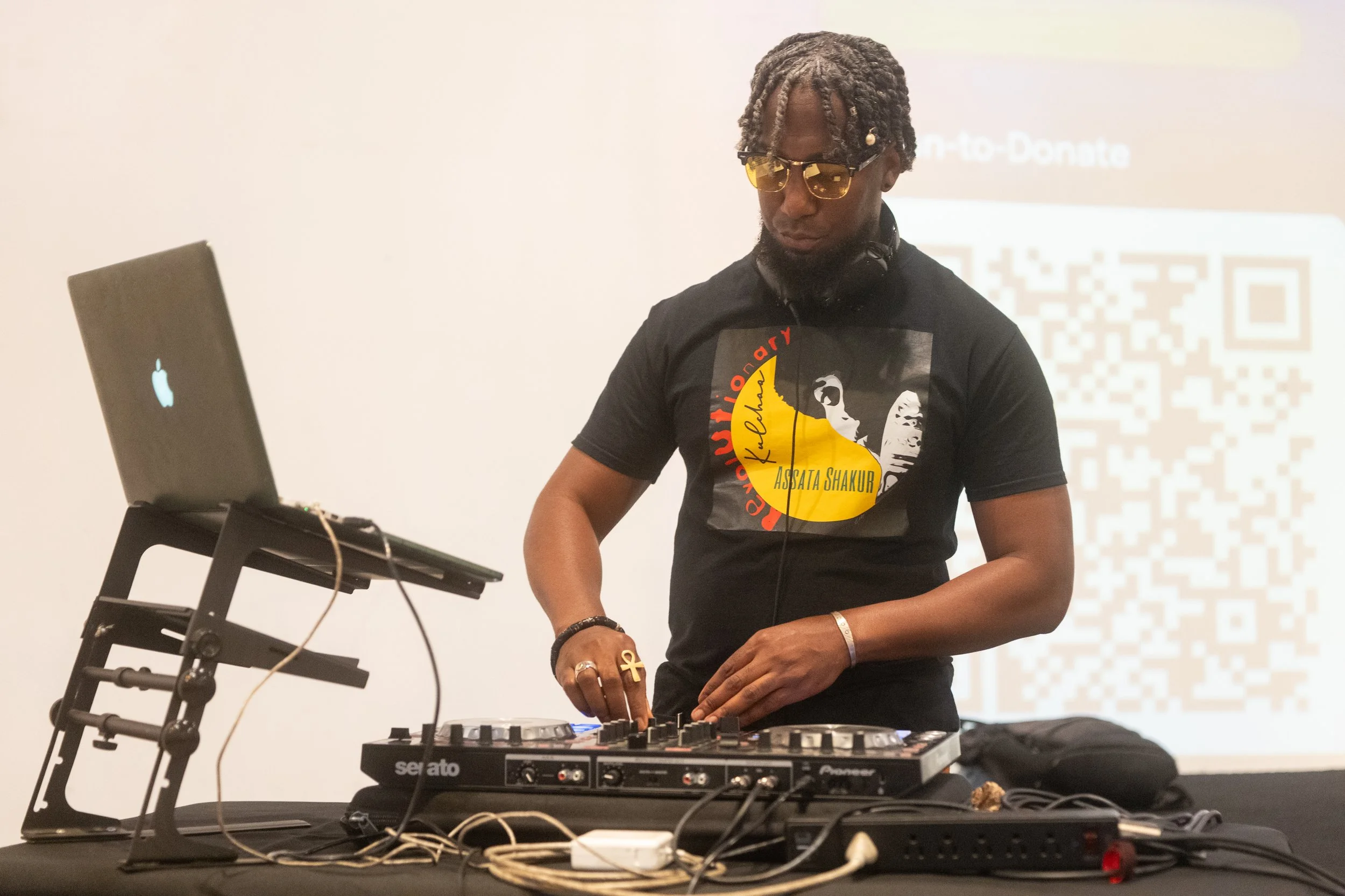 Copy of P1779405.jpg