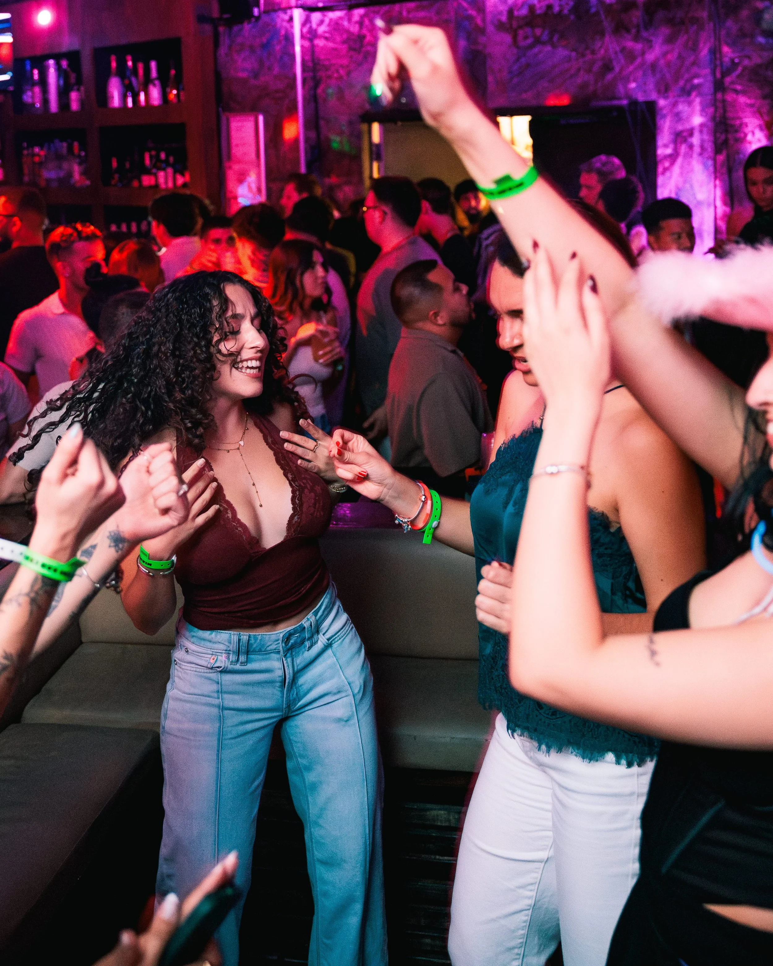 Yo Perreo Sola - Miami Bar Crawl 2026-31.jpg