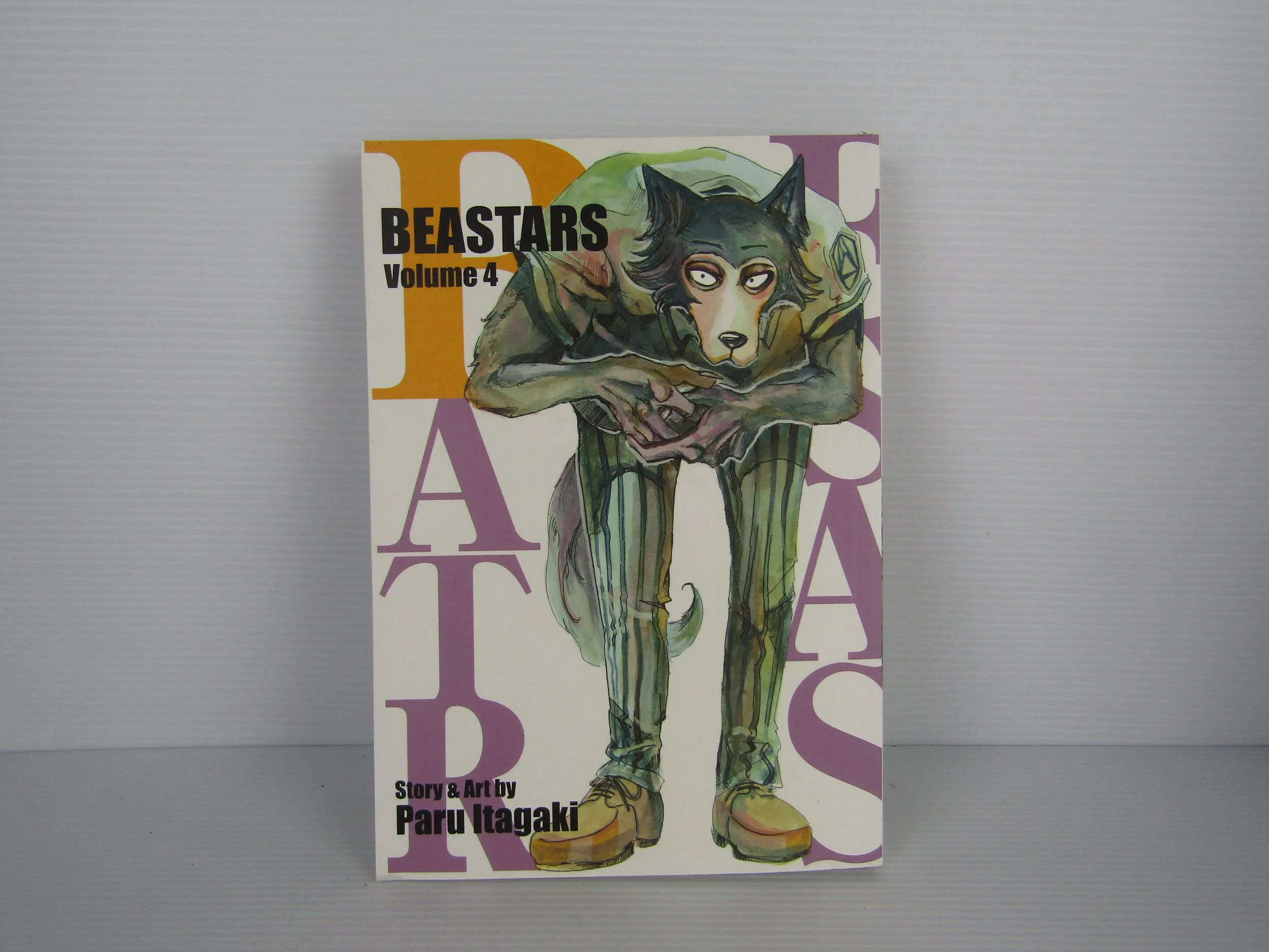 BEASTARS, Vol. 4 - Manga by Paru Itagaki