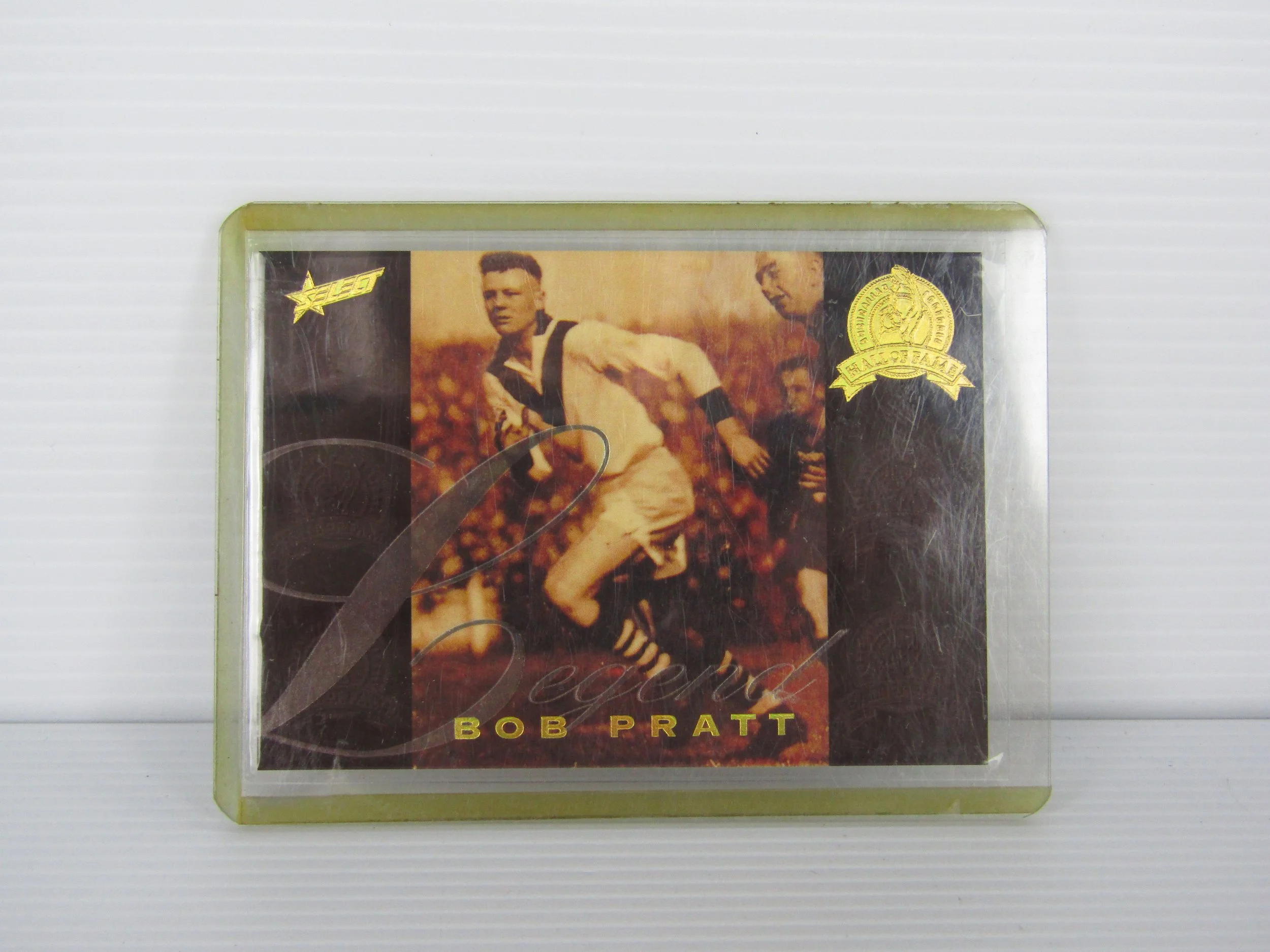 1996 Select Hall of Fame Legend Bob Pratt Card