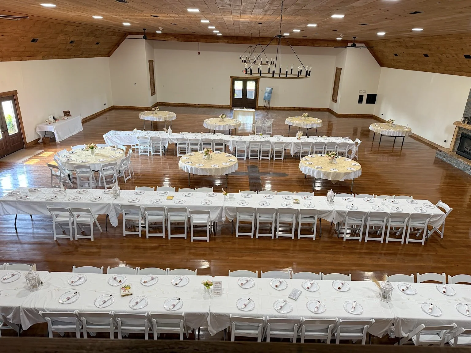 Gods country venue indoor wedding reception Oak Hill Ohio.jpg