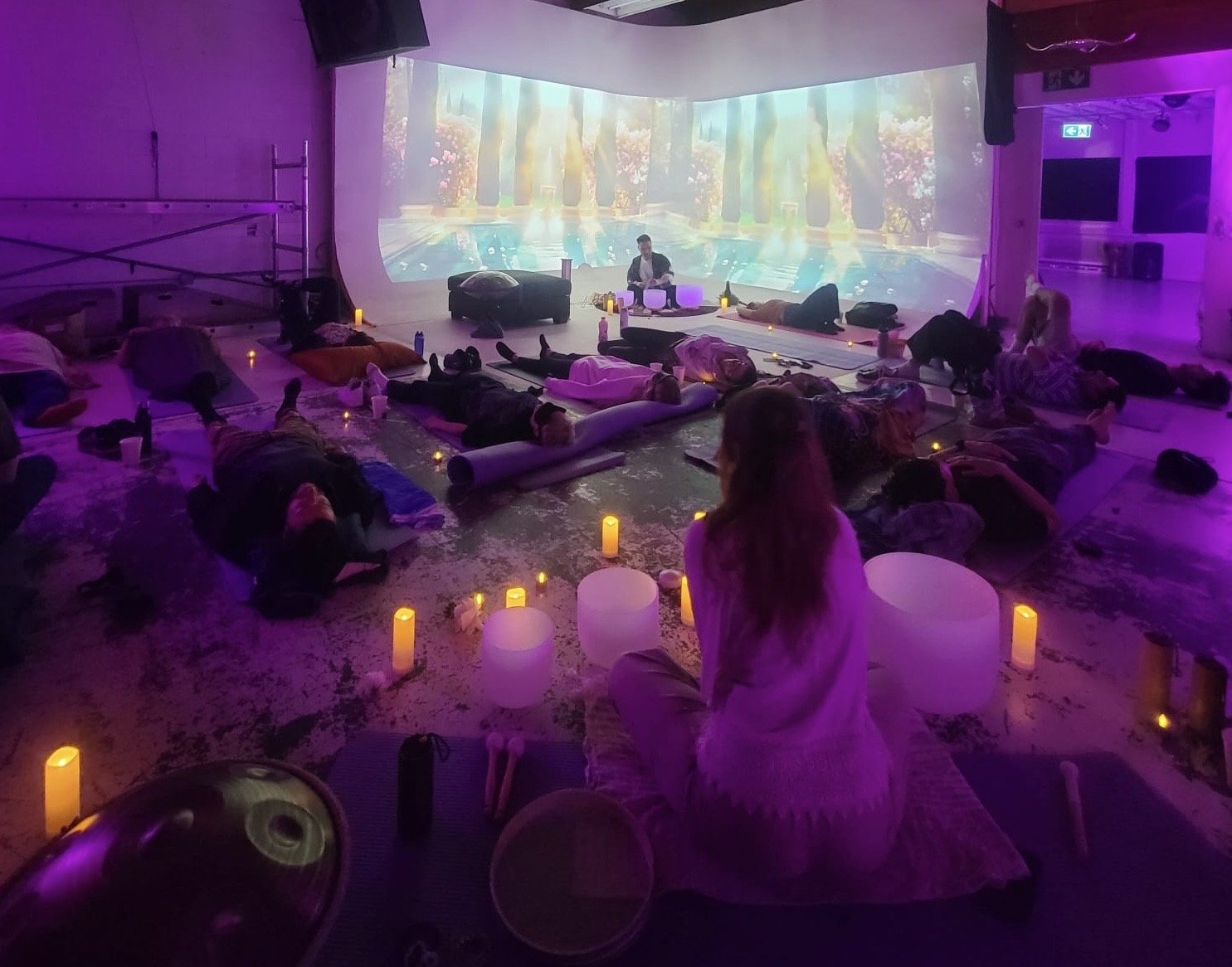 private-sound-bath-vancouver-immersive-visuals-solar-soul-circle.jpg