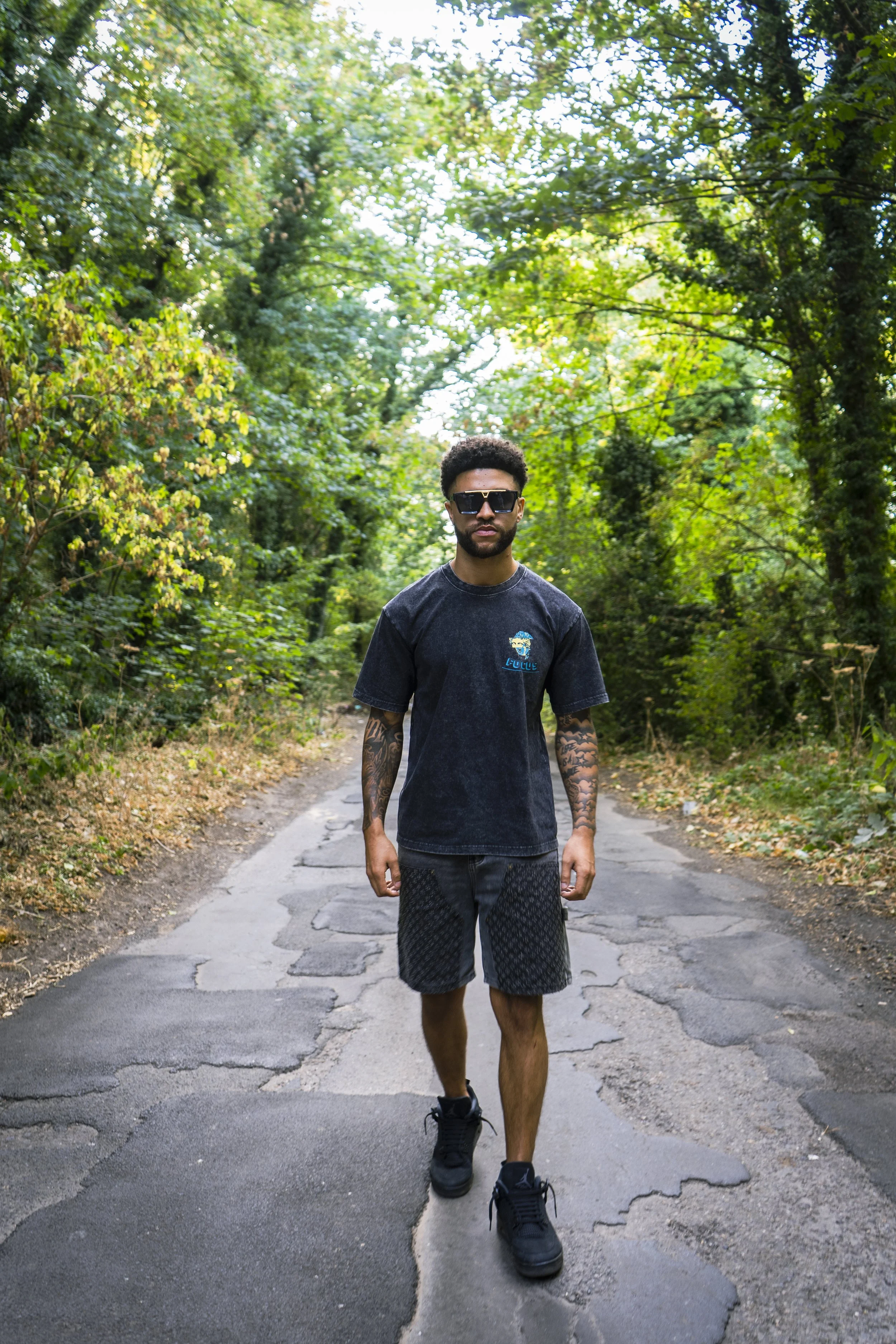 Focus-oversized acid washed grey T shirt