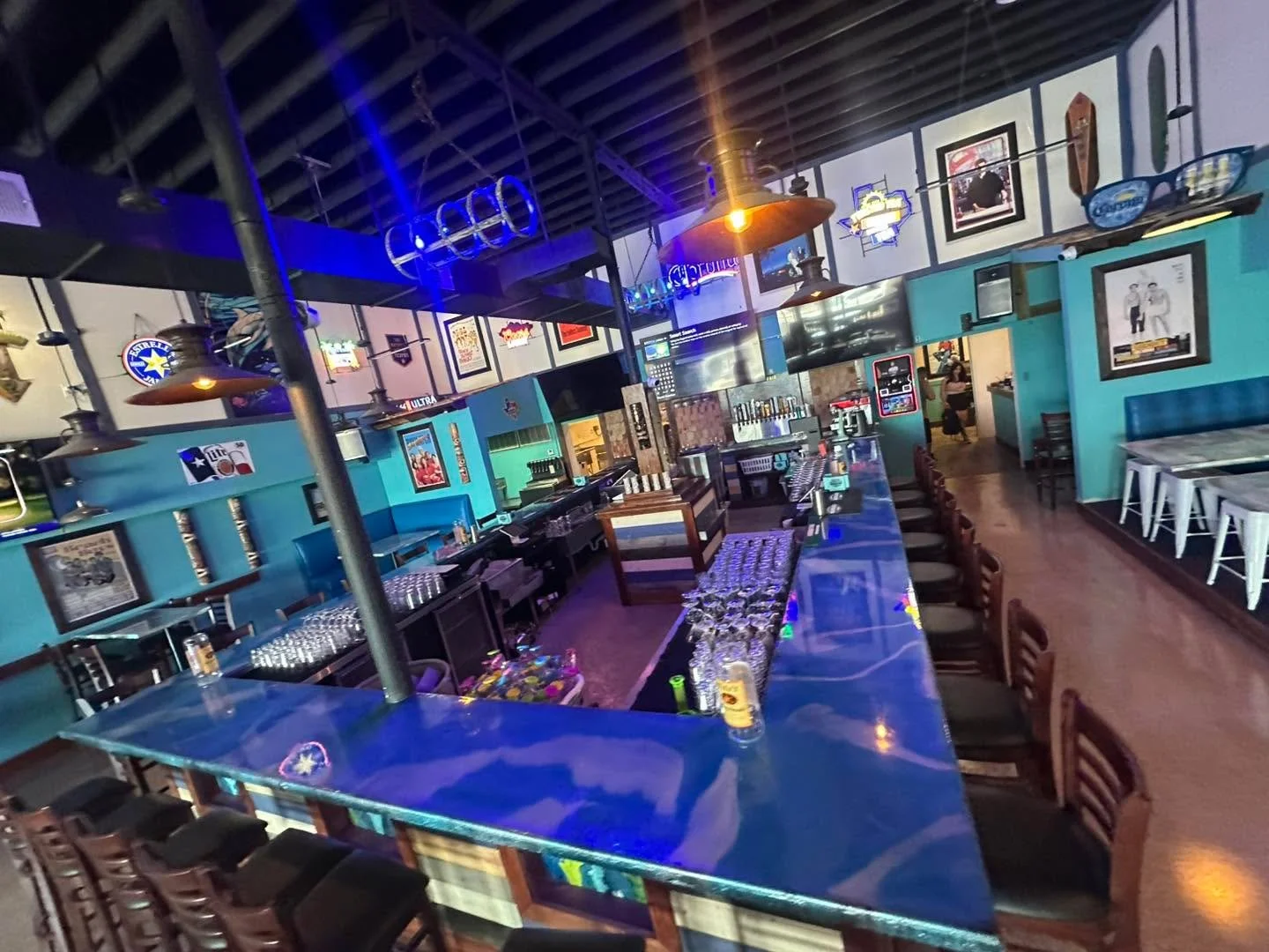 🌊 Join us this weekend at The Salty Dolphin Rockport! 🌊

🎶 Friday, Oct 3: Live music with Jerry Ward &amp; Bubba Durham &ndash; 9 PM to close
🎤 Saturday, Oct 4: Karaoke hosted by Black Diamond Karaoke &ndash; 8:30 PM to close

Sip, snack, and enj