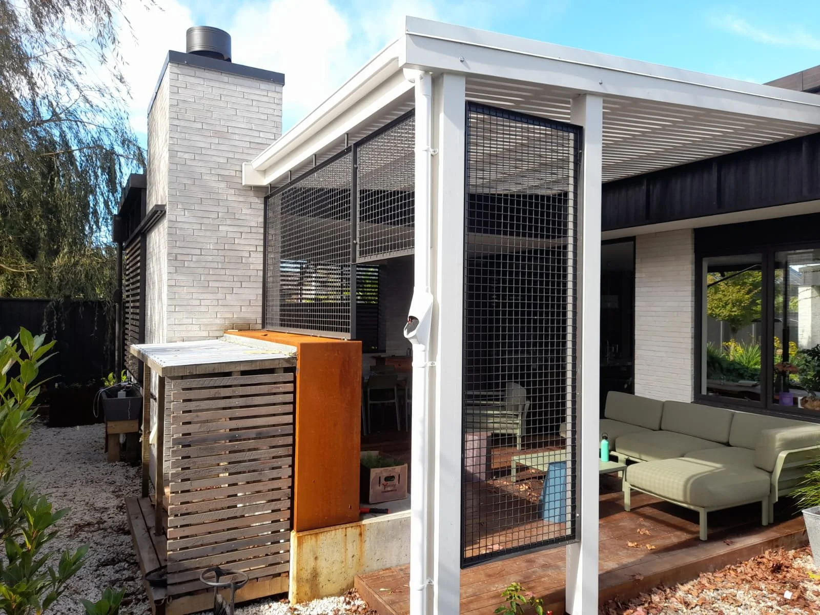 Matakana Metal Works Mesh Screen 1.JPG