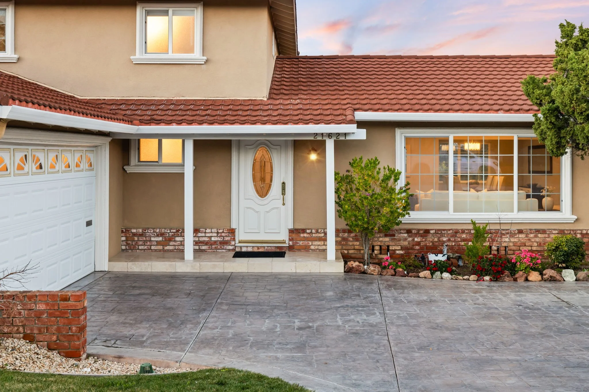 3-web-or-mls-So Gold Twilight-3.jpg