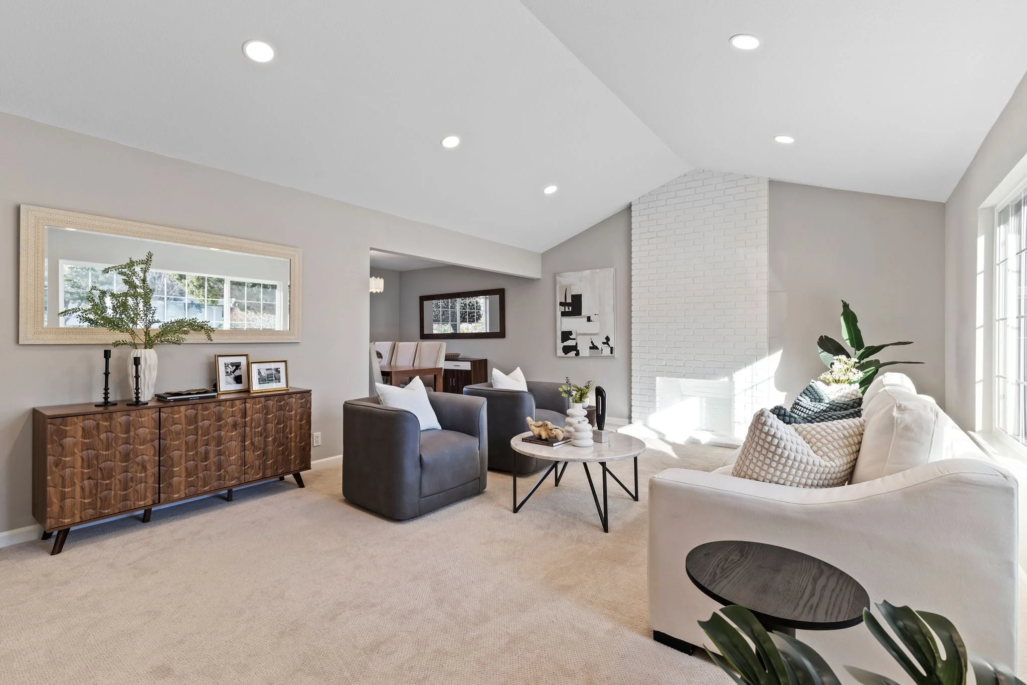 10-web-or-mls-So Gold Photo-5.jpg