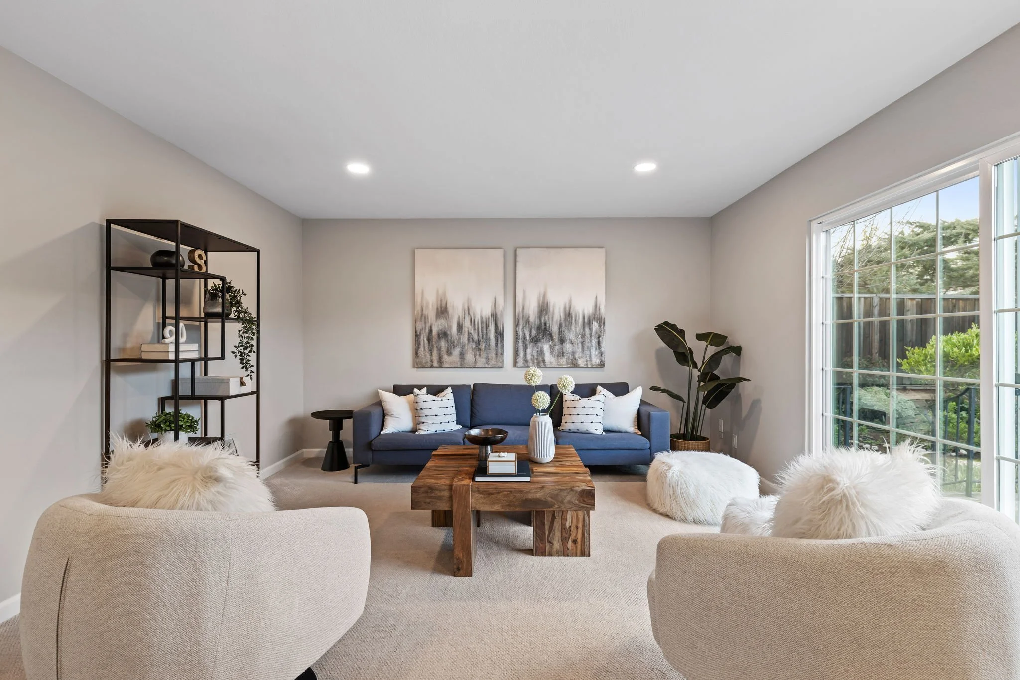 21-web-or-mls-So Gold Photo-16.jpg