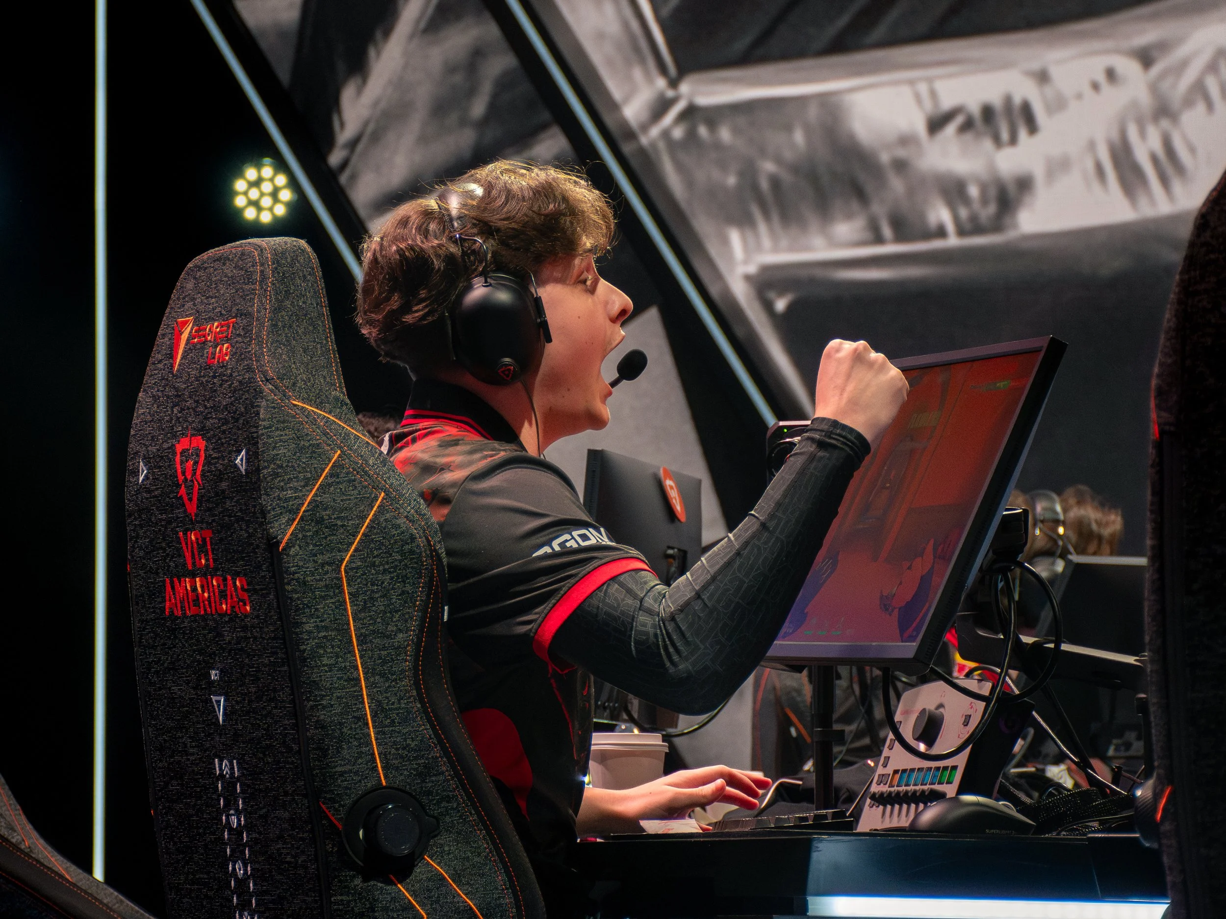 G2-4.jpg