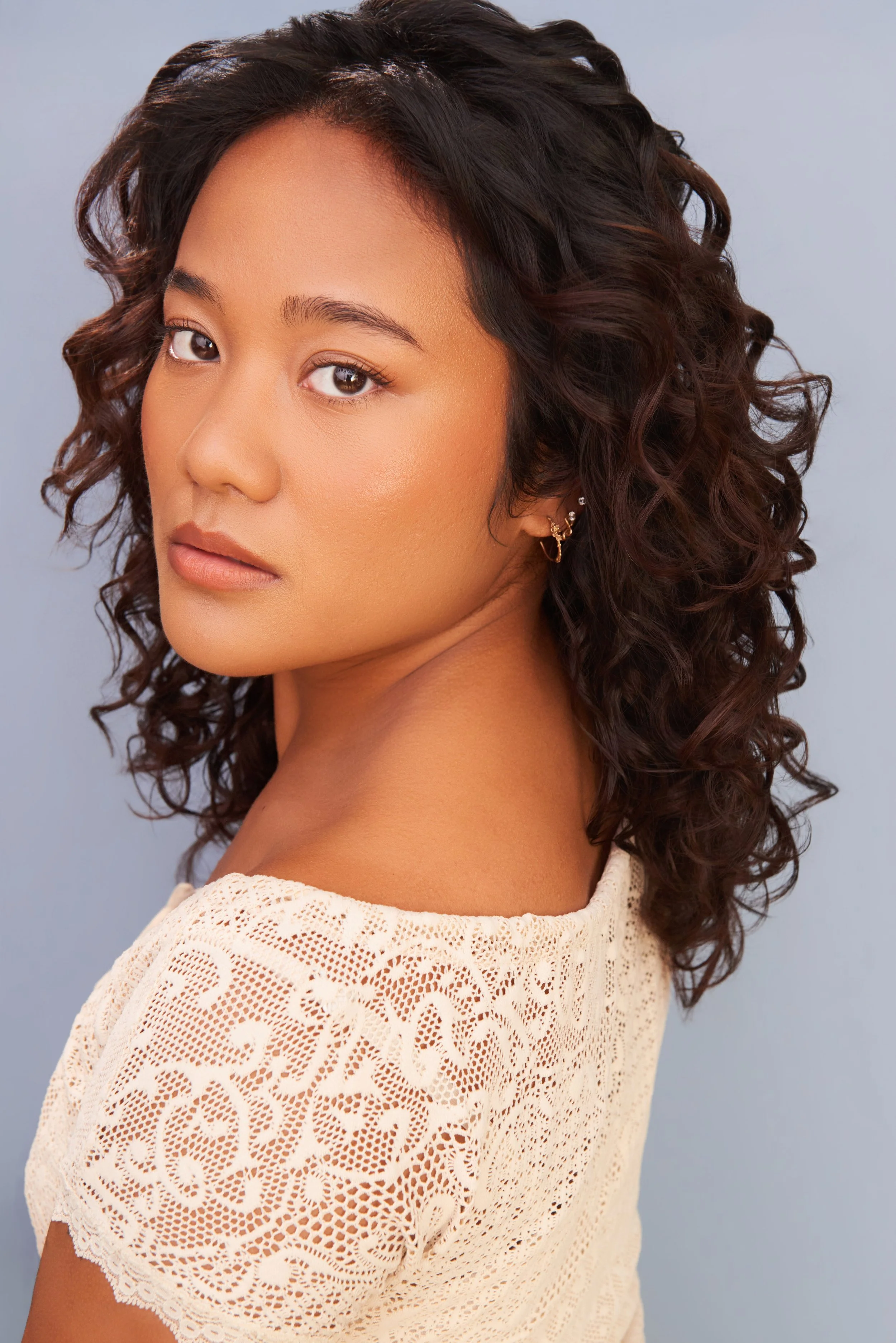 Photo: @themichaelkushner
H/MUA: @sarahhamaty