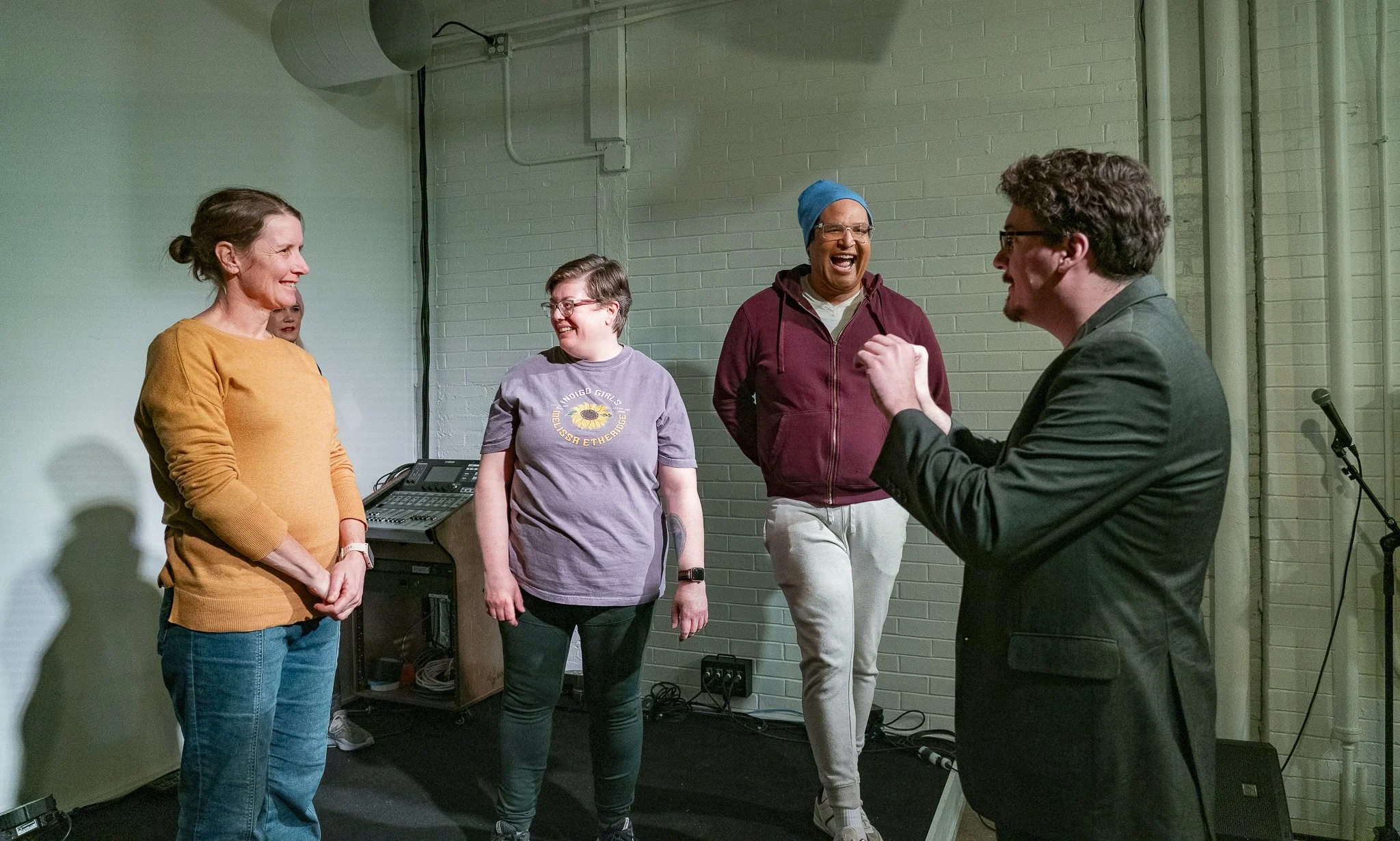 Intro to Improv comedy class for beginners. Live Improv comedy performances at the end of each class.