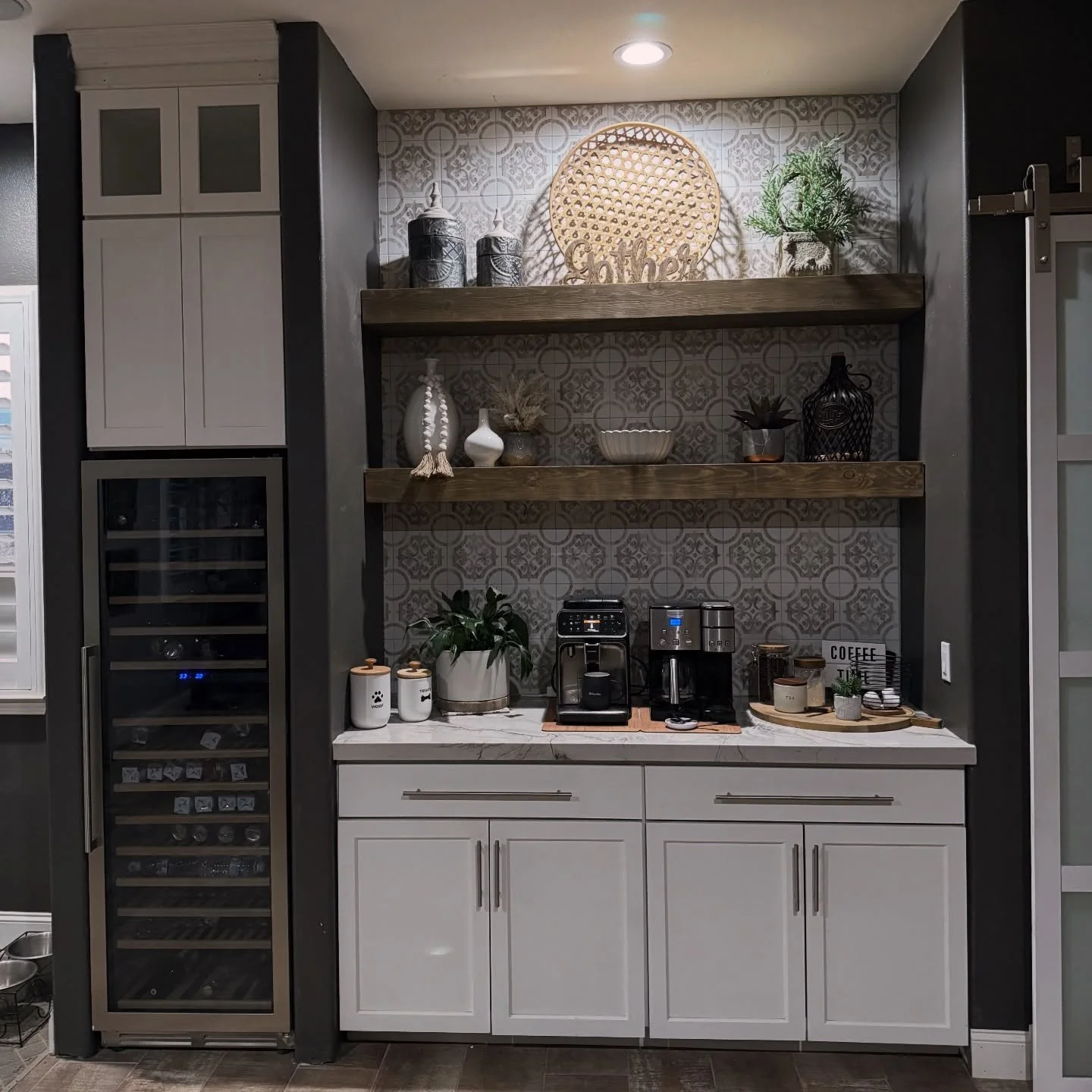 Christmas came early for me!🎅🏽
My husband Daniel finished my coffee bar in time for the holidays. I love it! Great job honey! 🤩❤️

#renovation #coffeebar #interiordecor #mortgageloanofficer