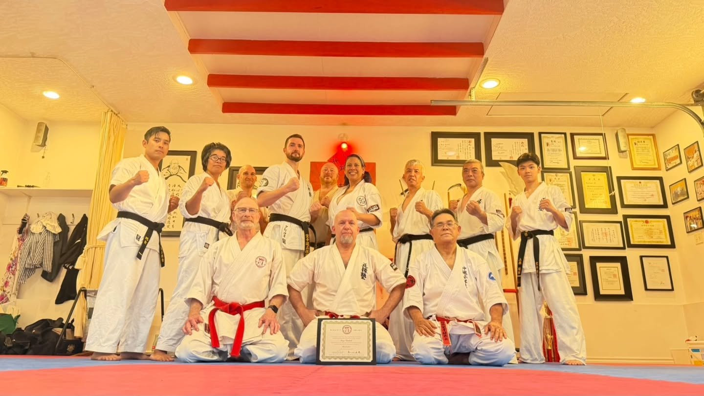 Had a blast last week training and hanging out in Victoria with guests from @seienjuku.karate honbu dojo Osaka! 

ビクトリアにお越しいただきありがとうございました。また近いうちにお越しください！🍁 🙇