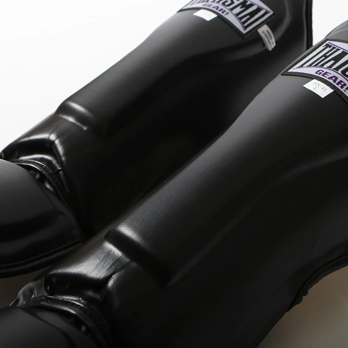 thaismai-shin-guard-detail-blk.jpg