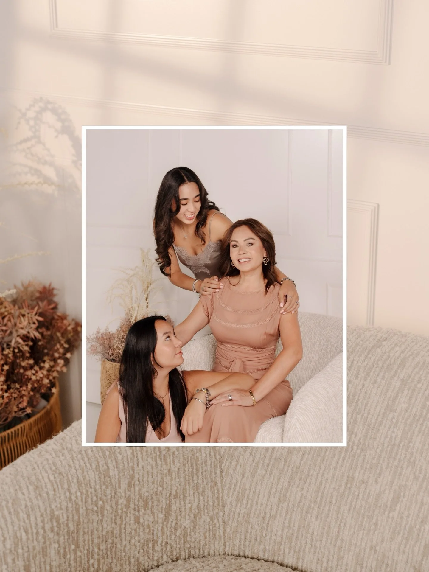 Creamos recuerdos que trascienden el tiempo 🤍
Reserva tu lugar y celebra a mam&aacute; ✨