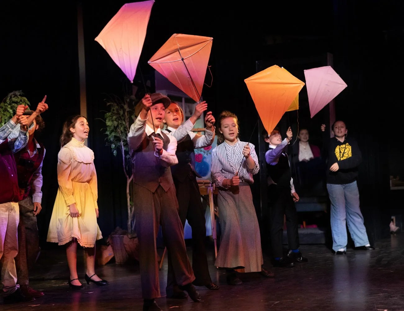 Mary-Poppins-2024_6.jpg