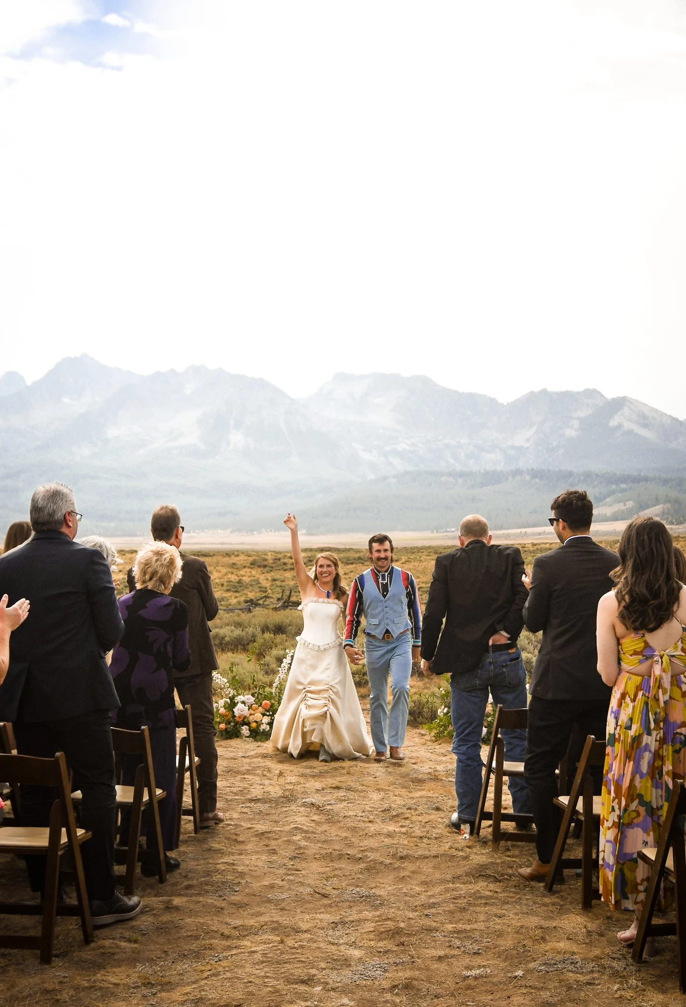 laidback-and-authentic-wedding-in-the-idaho-sawtooths