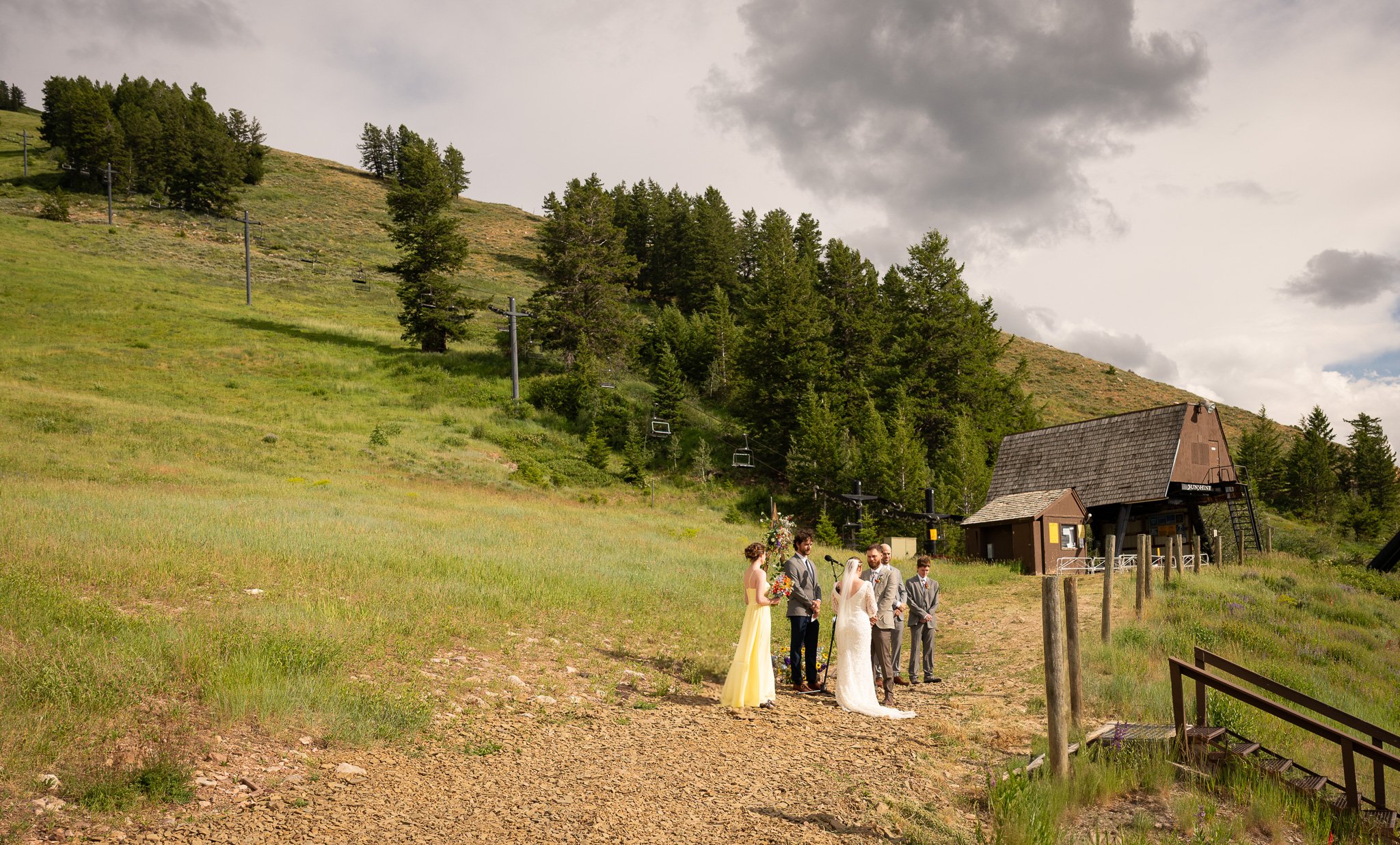 How to Plan a wedding at Pebble Creek Ski Area