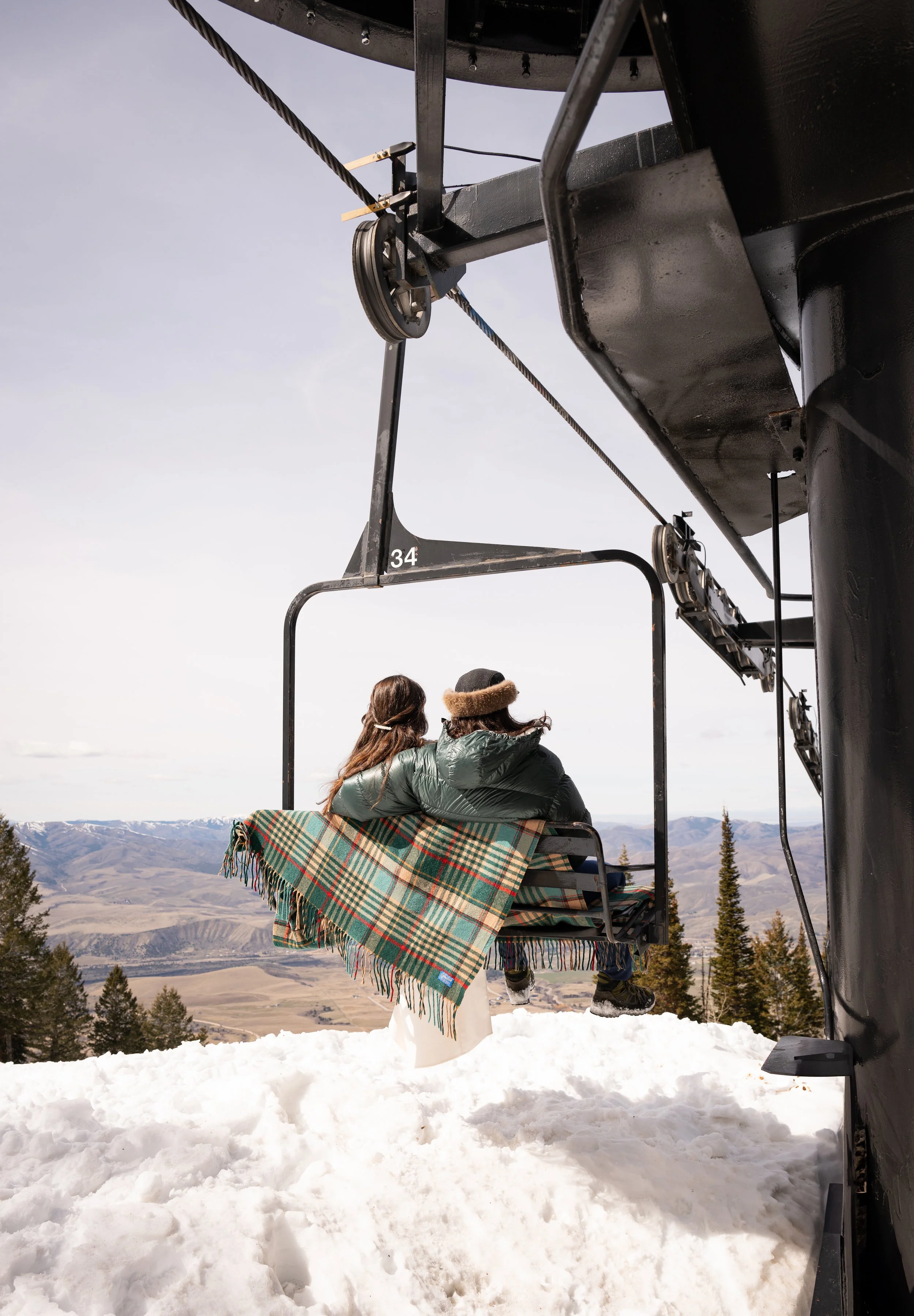 idaho winter adventure elopement