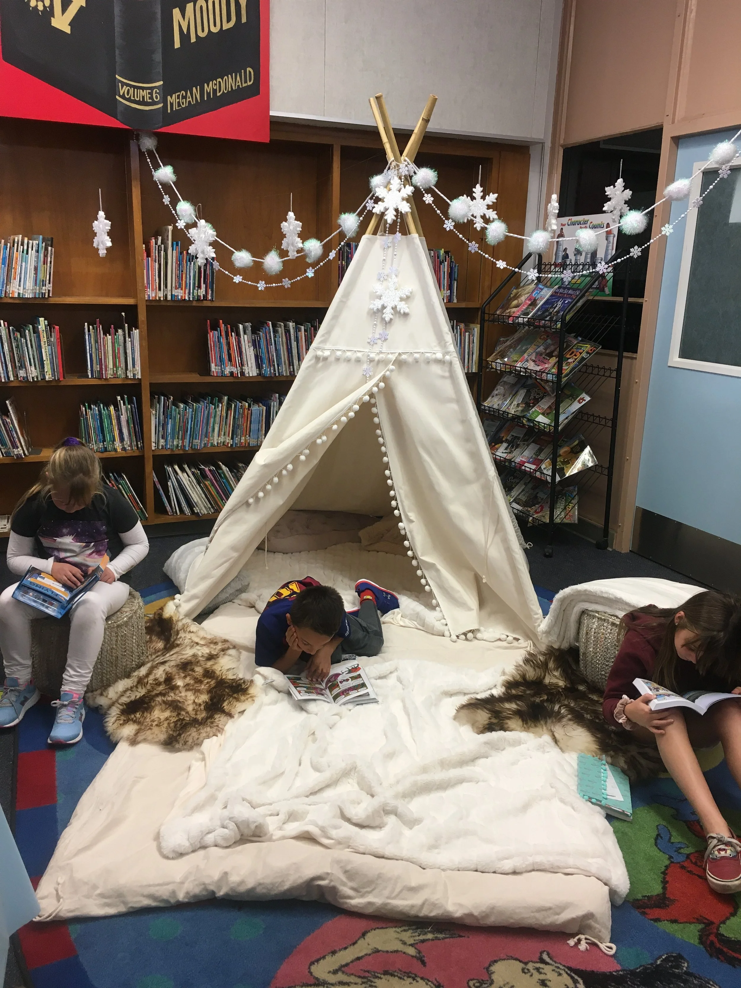 Cozy Corner &amp; Book Giveaway