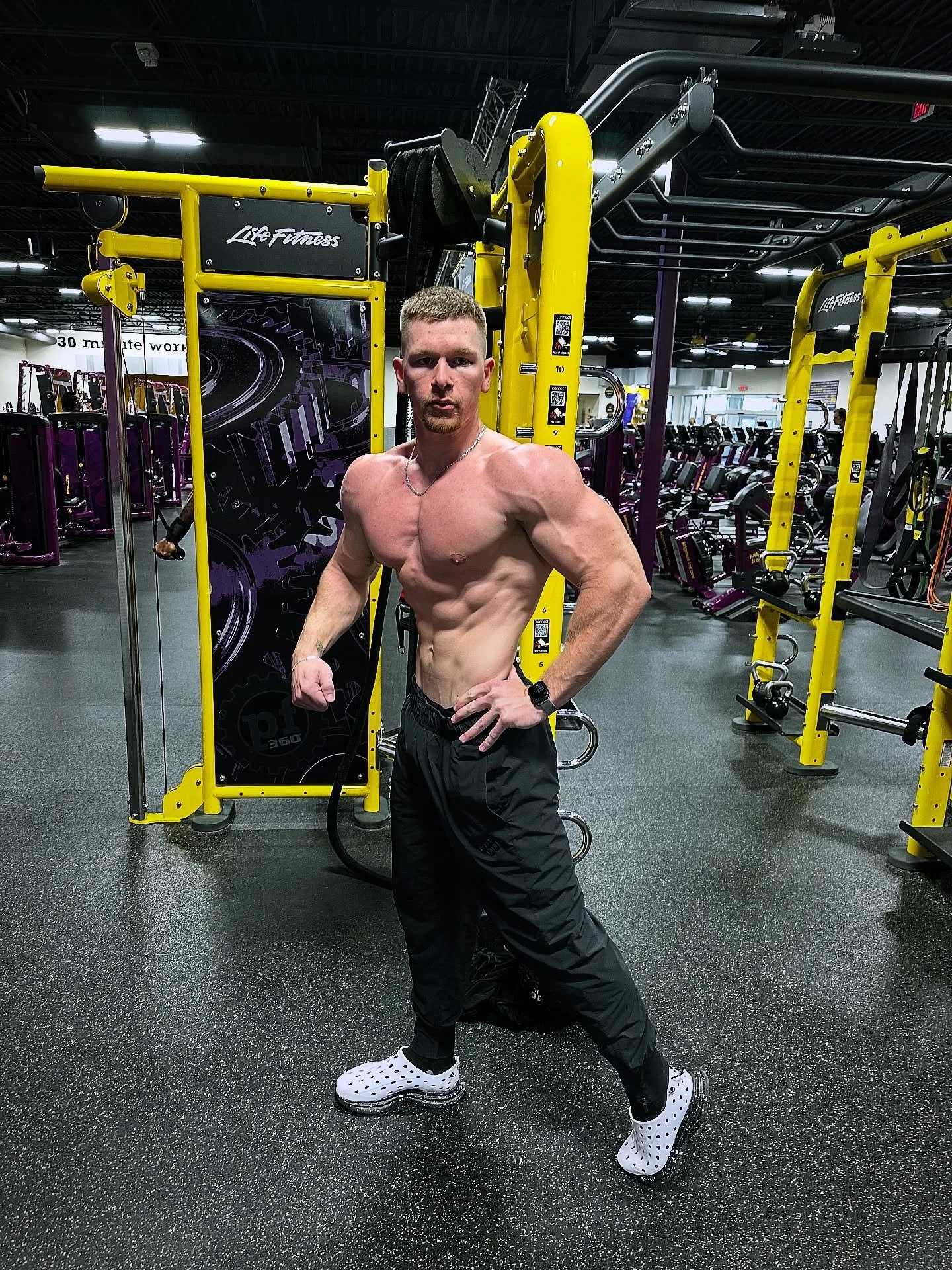 18 days to go and feeling good! Had an amazing workout with coach tonight, beyond excited to hit the stage this year! 🏆😤
-
#FitnessJourney #TransformationJourney #StrongerEveryDay #FitFam #DisciplineOverMotivation #RealResults #BuiltNotBought #Cons