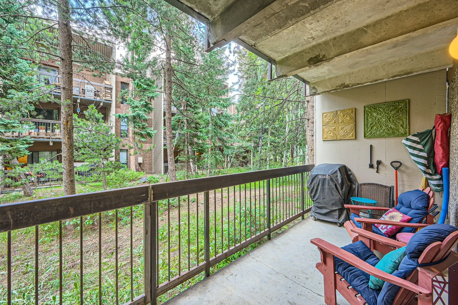 Bloom Creekside Drive - Patio.jpg