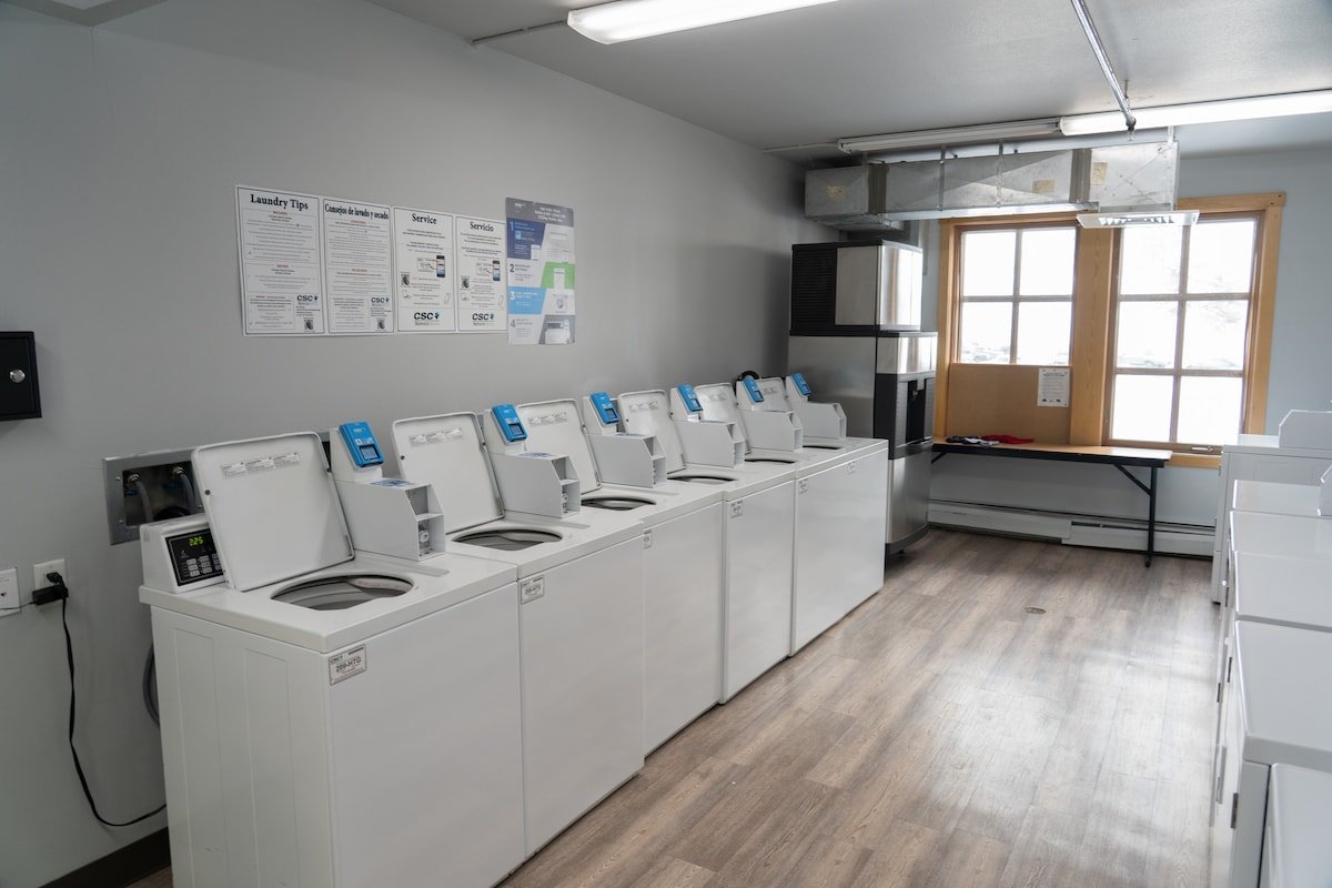 copper-mountain-condo-laundry.jpeg