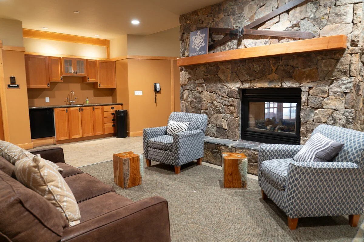 passage-point-lobby-fireplace-copper-mountain.jpeg