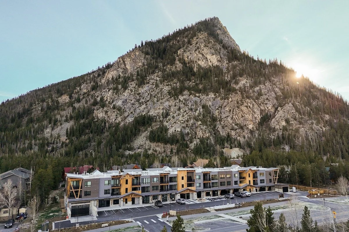 summit-county-mountain-view-condo-frisco.jpg