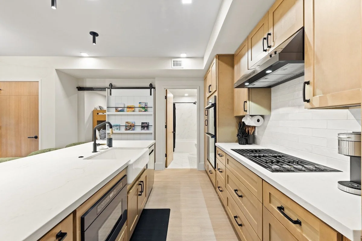 frisco-main-street-condo-open-kitchen.jpg