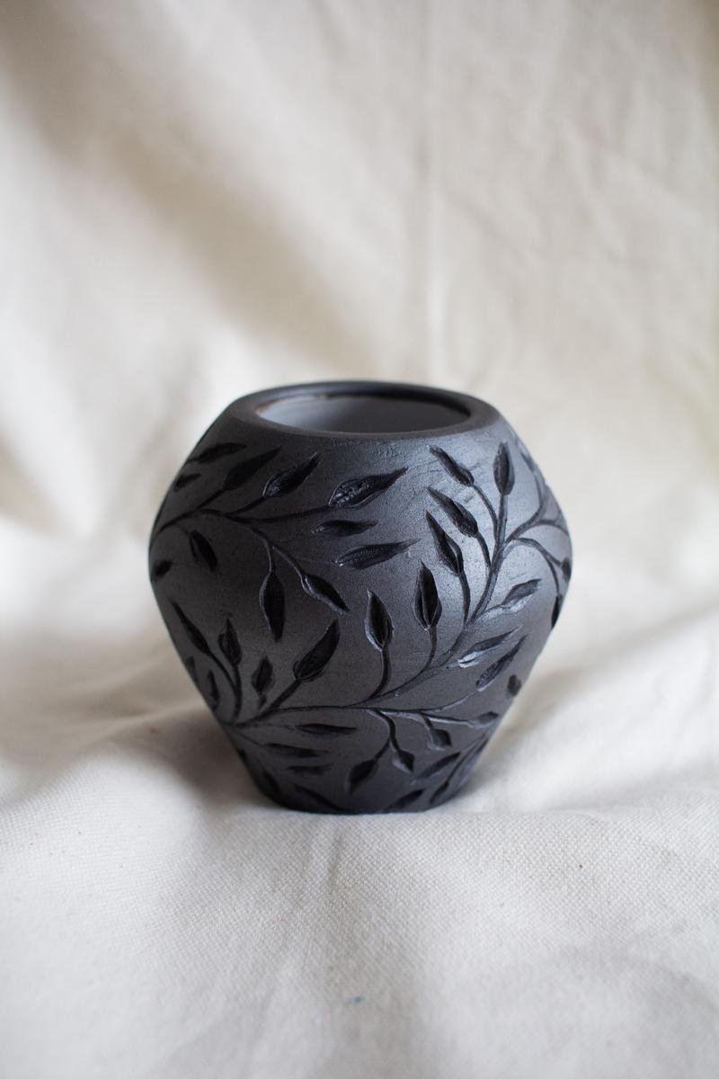 Untitled (2023), reduction fired stoneware