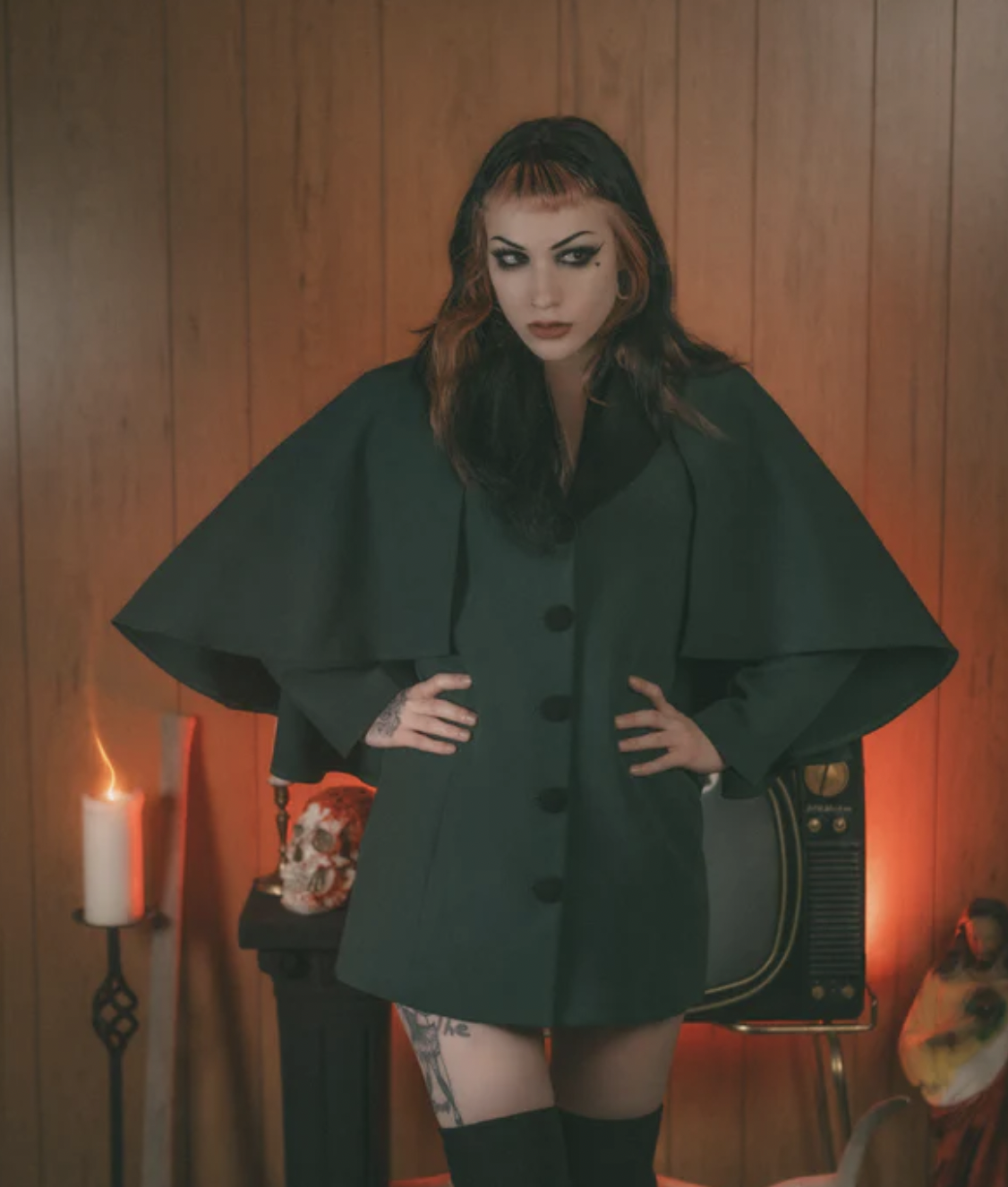 Lively Ghosts The Ghost Host Caped Coat
