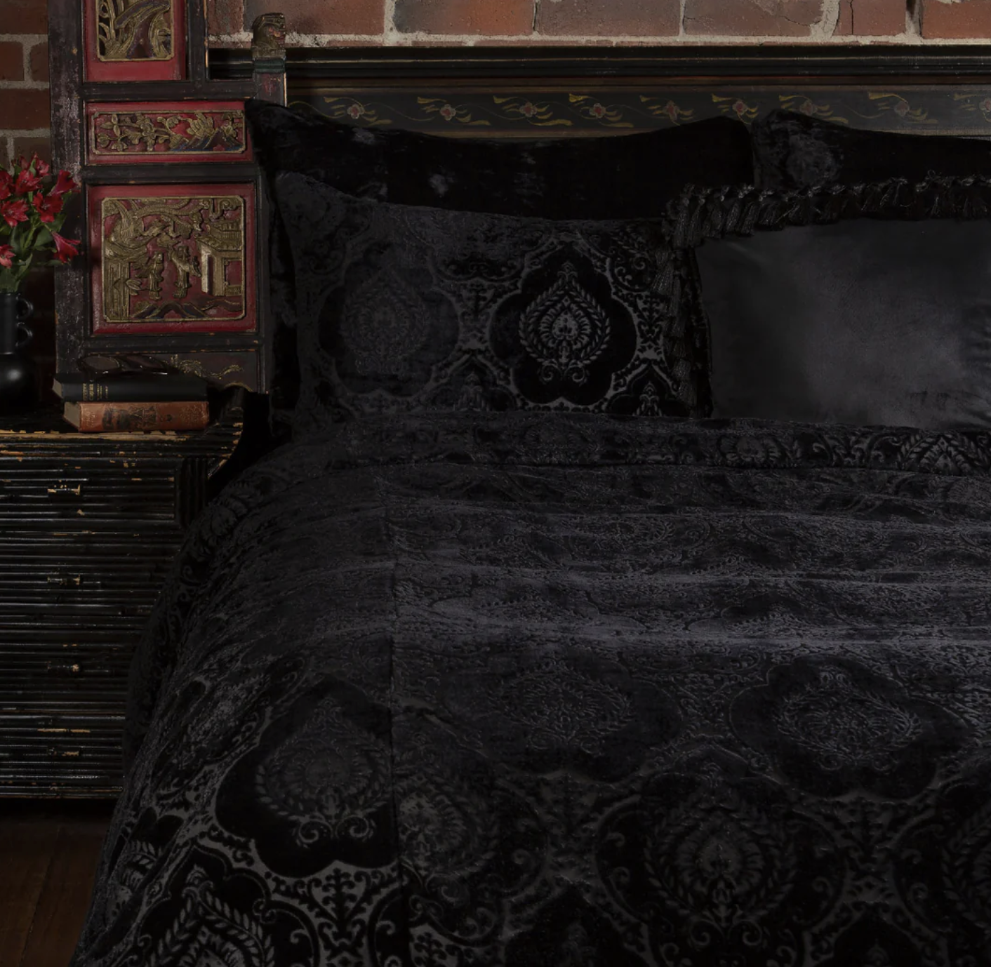 Damask Velvet Duvet Cover Set