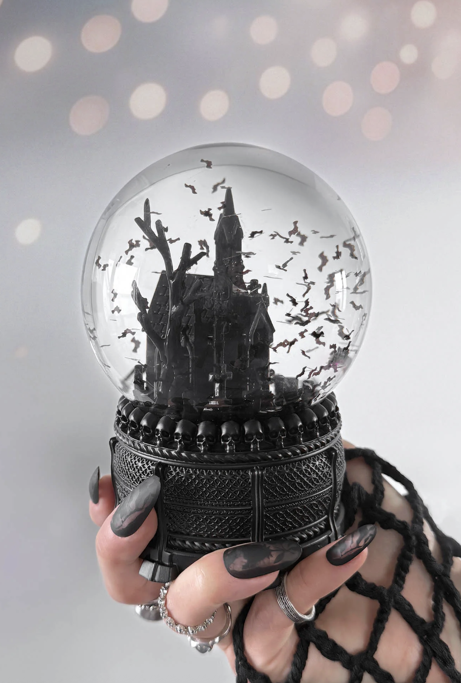 Creepy House Snowglobe