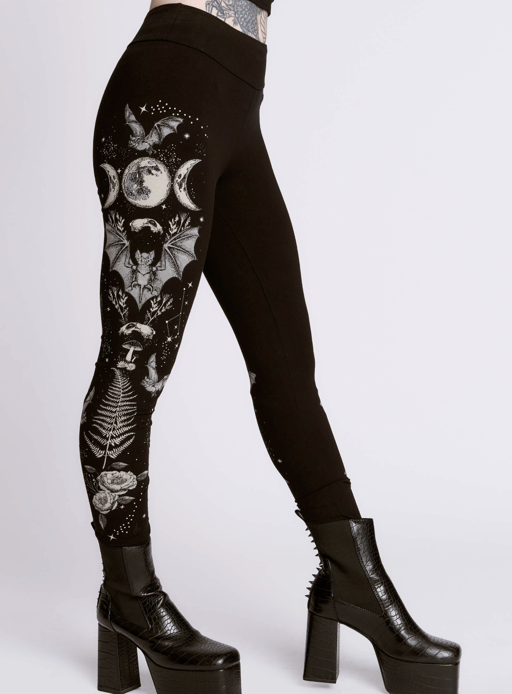 Midnight Hour Bat Bouquet Leggings