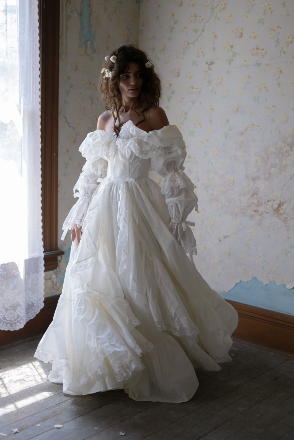 Selkie The Ivory Waltz Gown