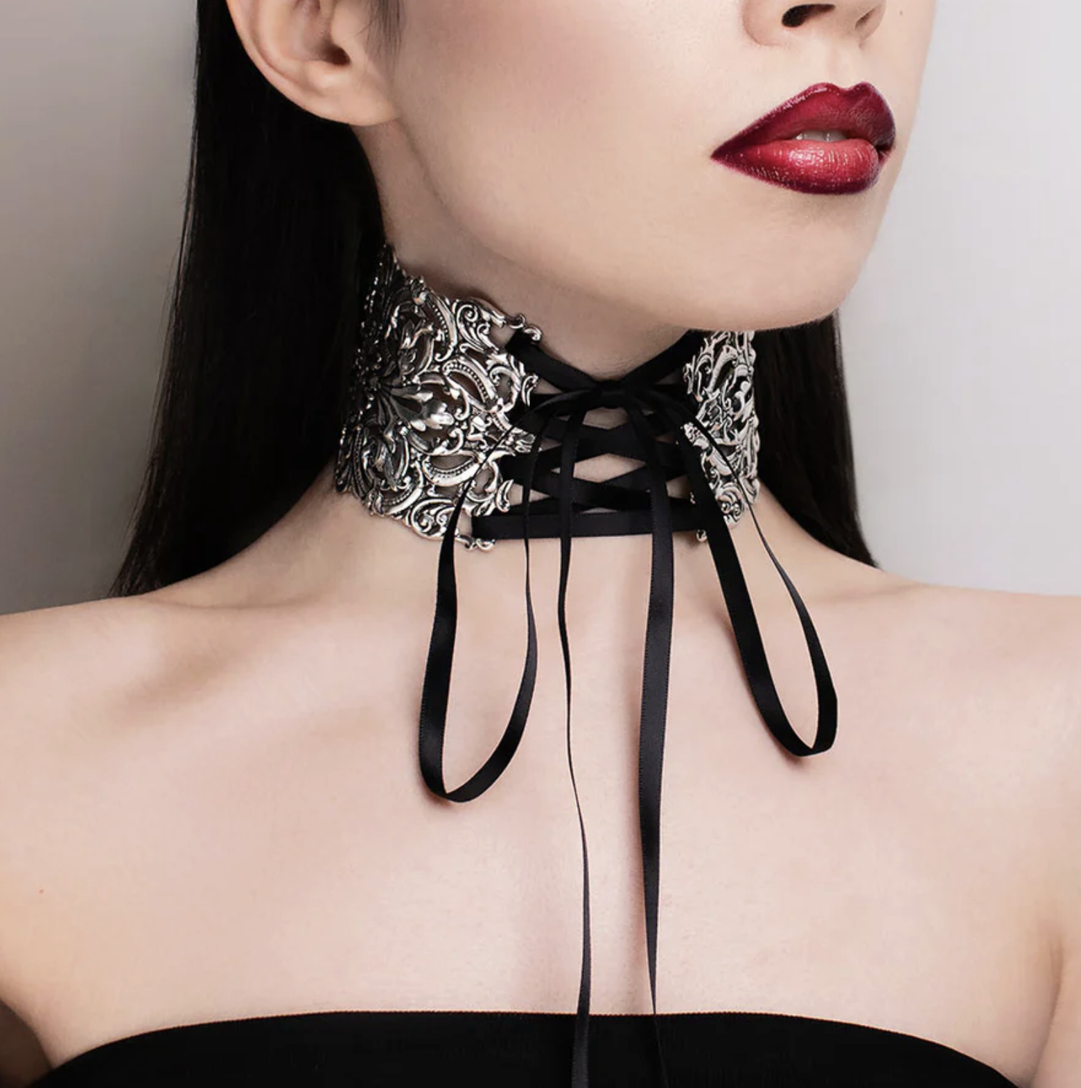 Regal Rose REGINA Grand Baroque Corset Choker