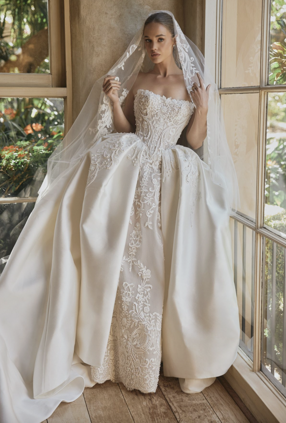 Steven Khalil, Azia