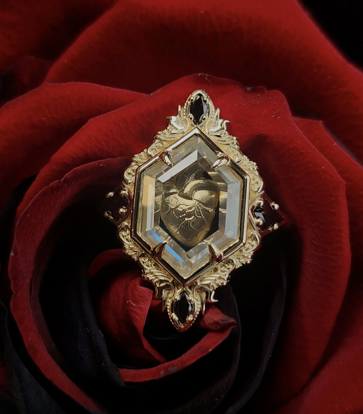 swankmetalsmithing.com:en-ca:products:anatomical-heart-shadowbox-ring-gothic-alternative-fine-jewelry.png