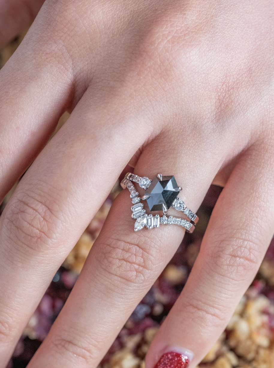 Point No Point 1.69 Carat Black Hexagon Diamond Engagement Ring, Ombre Eliza Setting